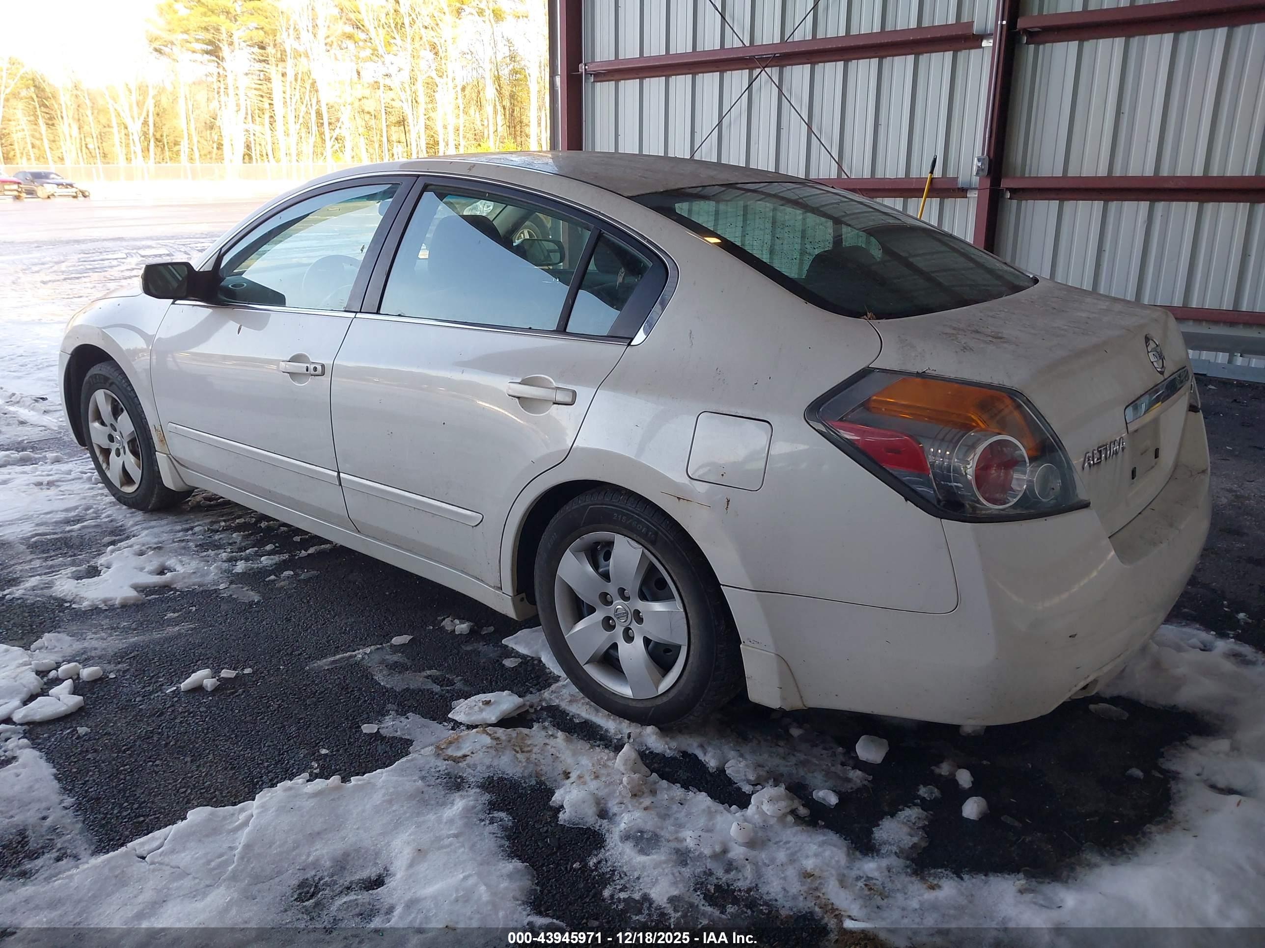 NISSAN ALTIMA image 3