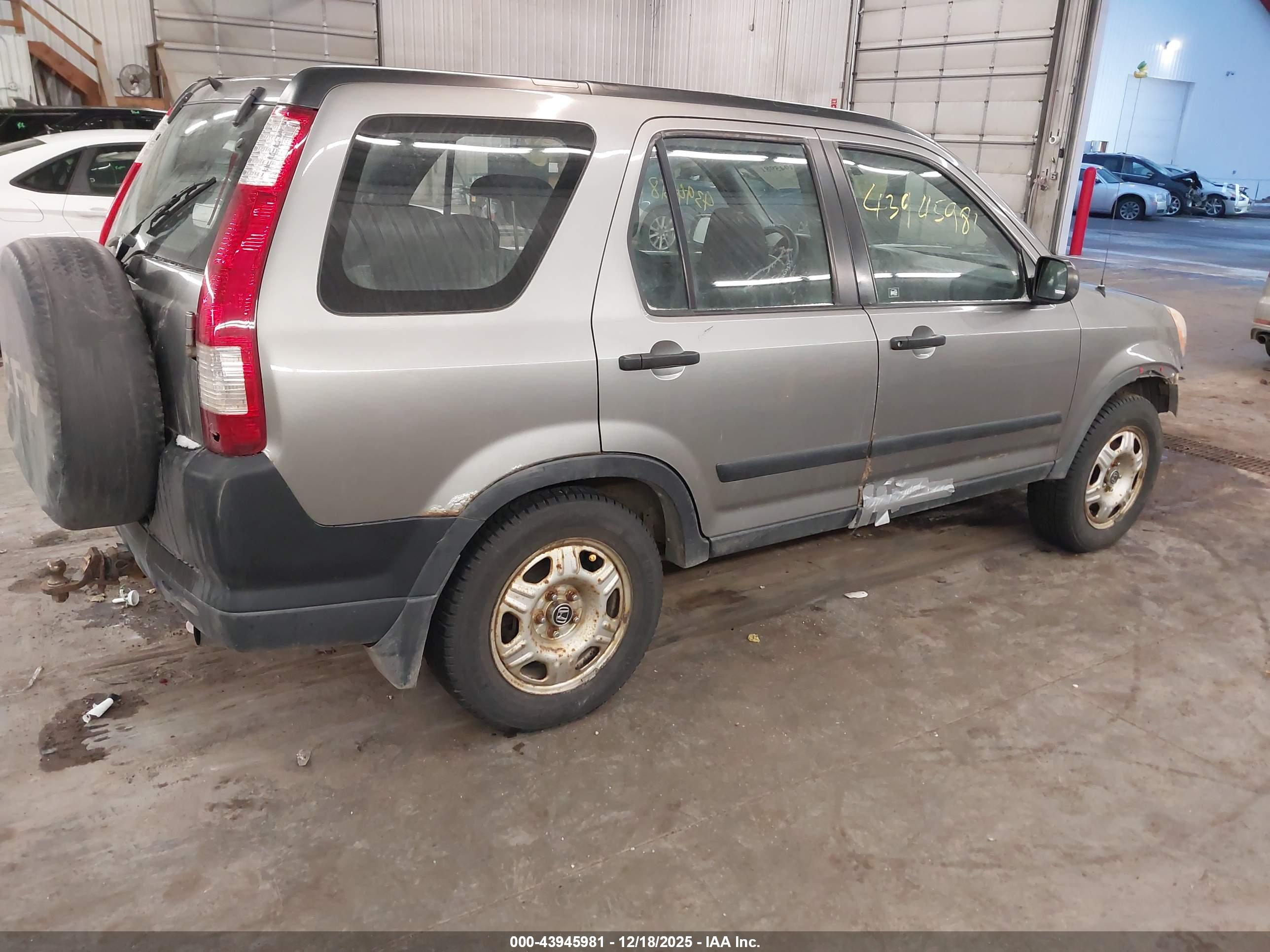 HONDA CR-V image 4