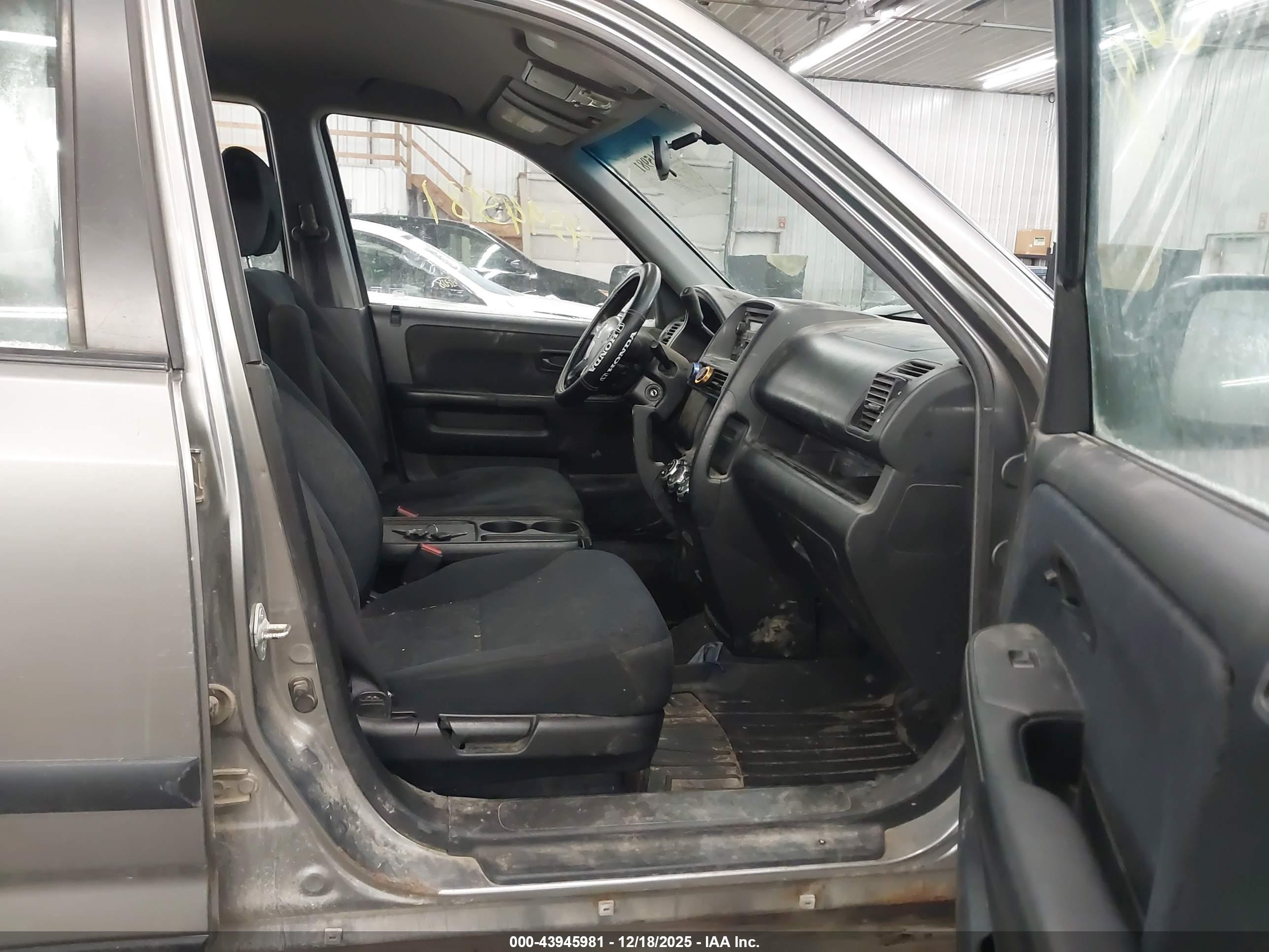 HONDA CR-V image 5