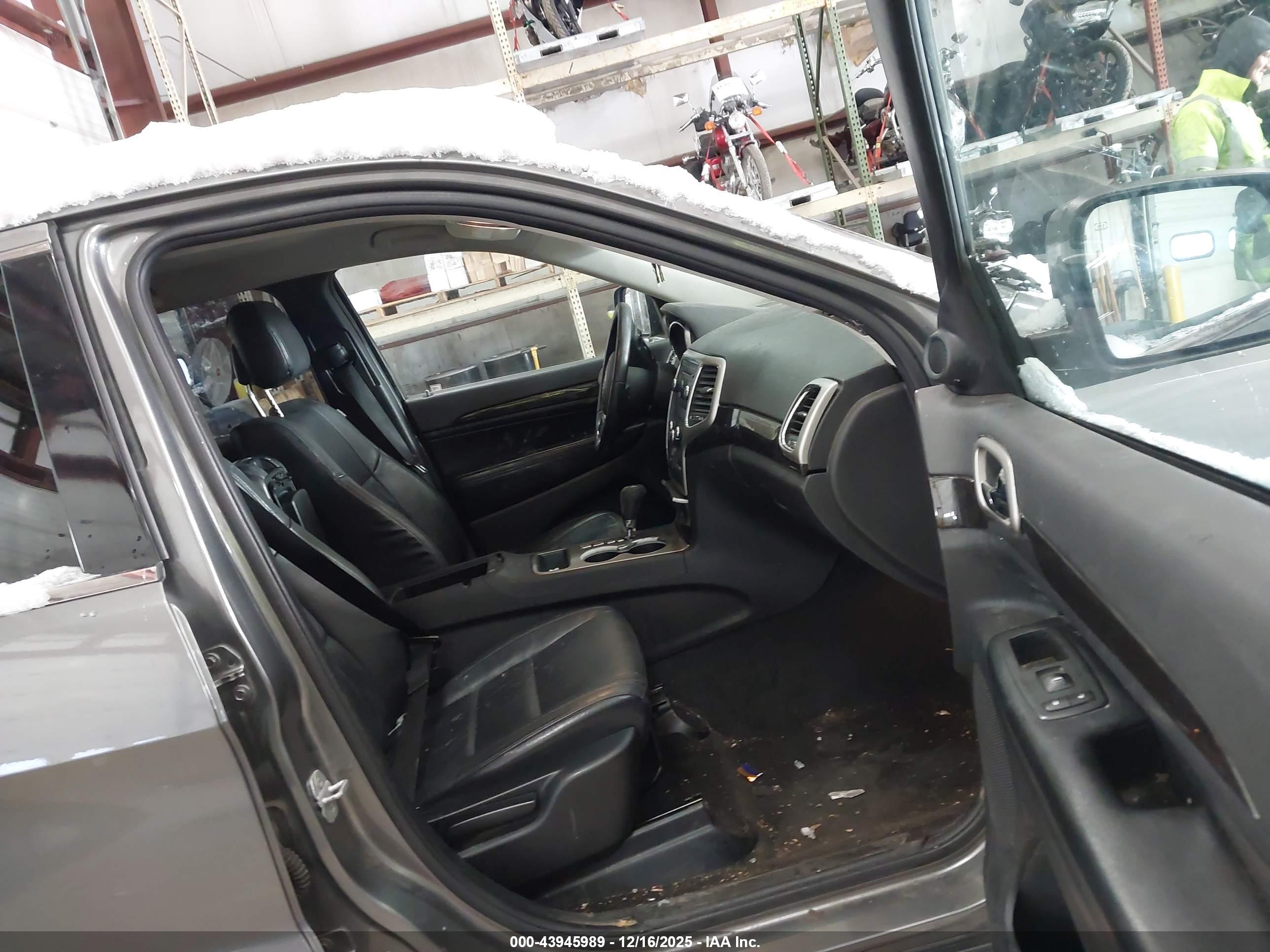 JEEP GRAND image 5