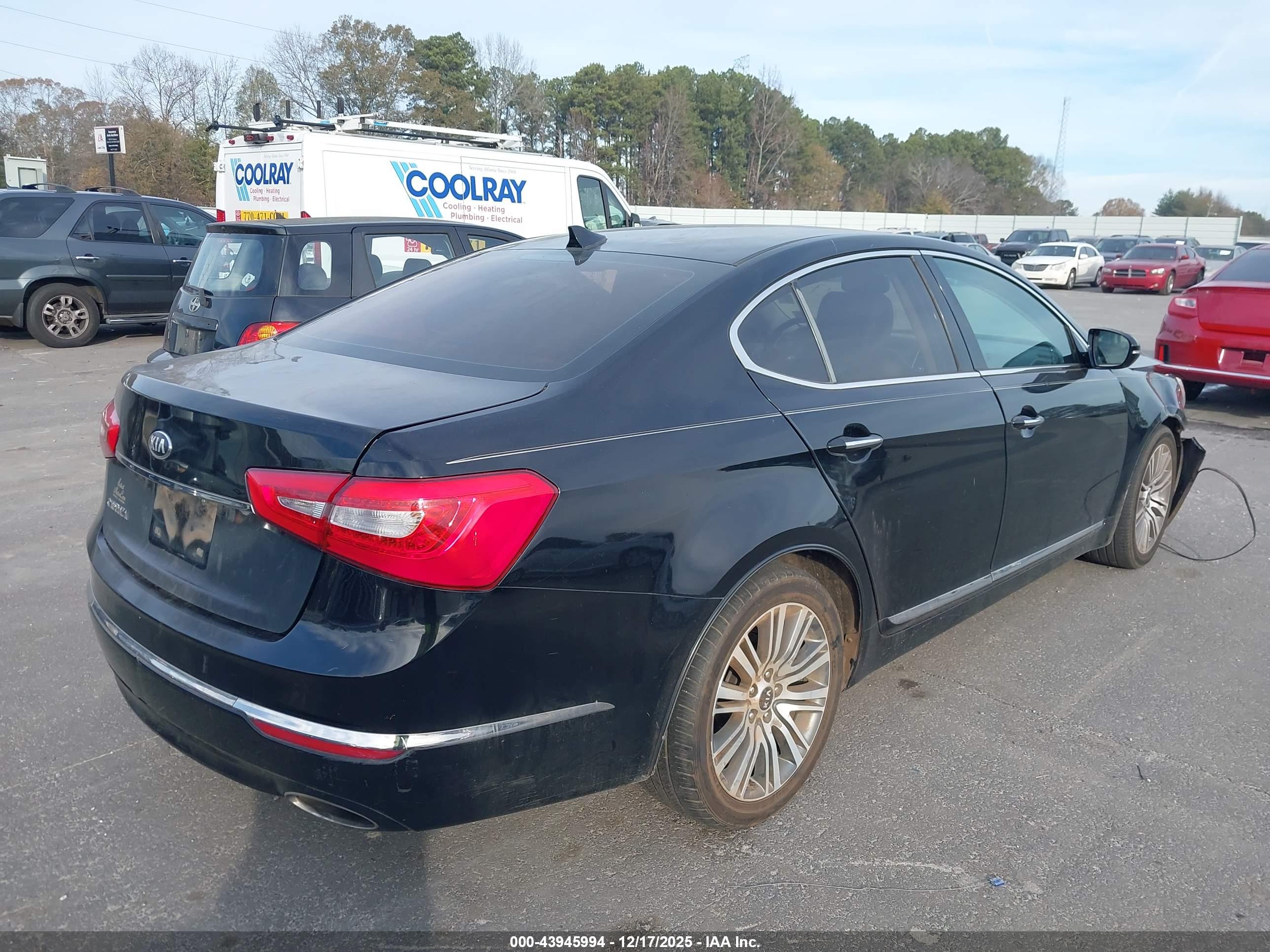 KIA CADENZA image 4