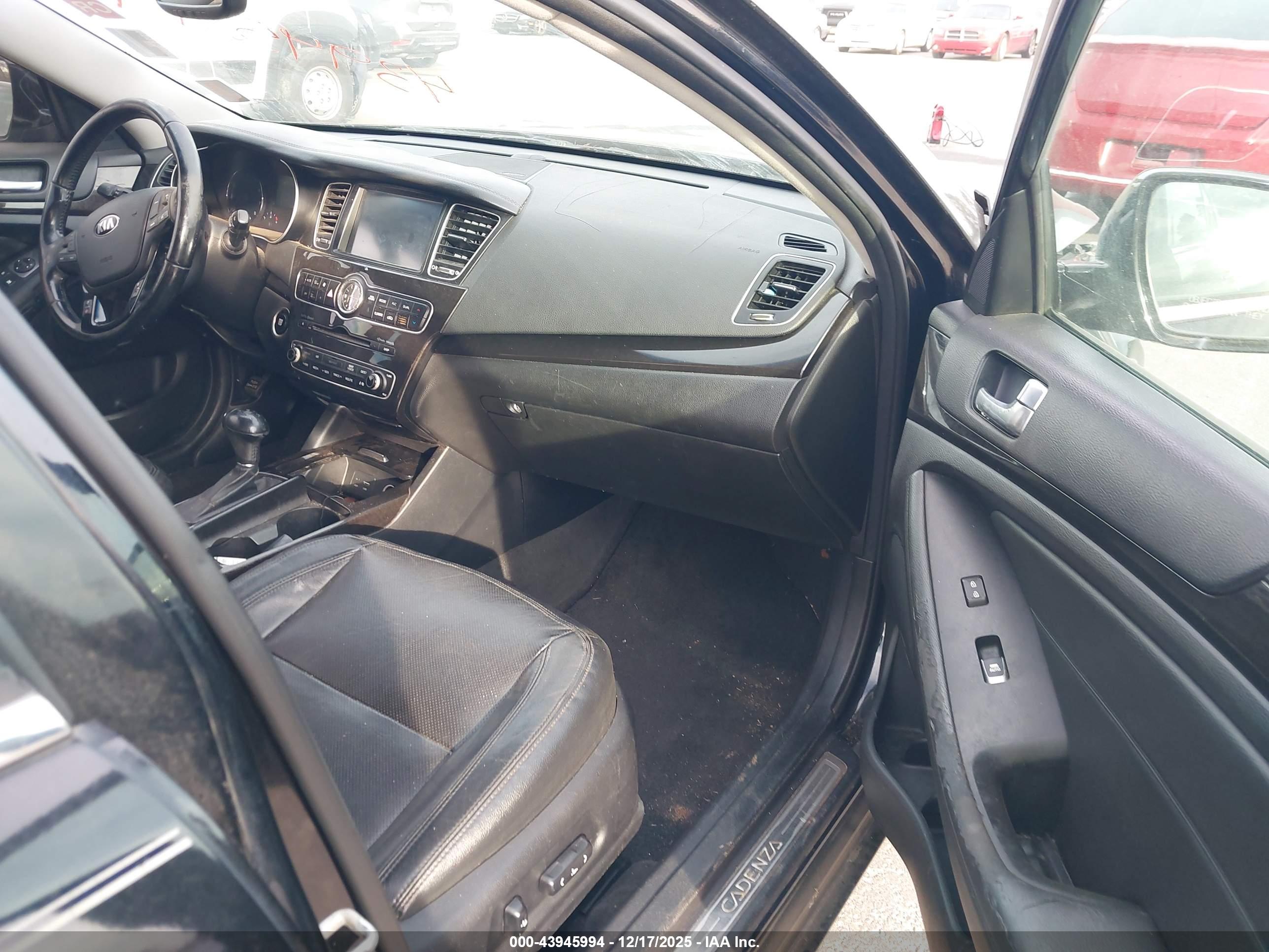 KIA CADENZA image 5