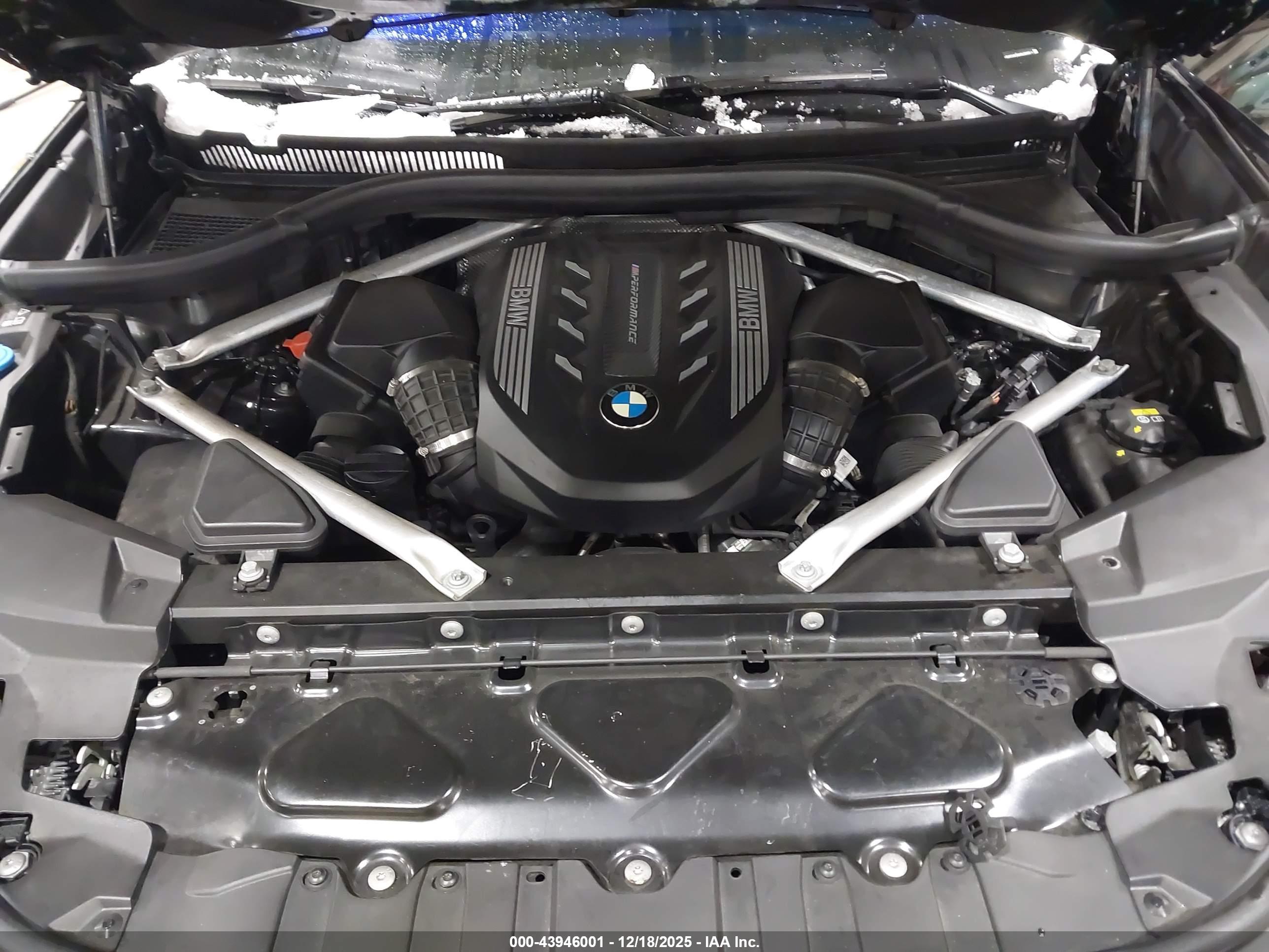 BMW X6 image 10
