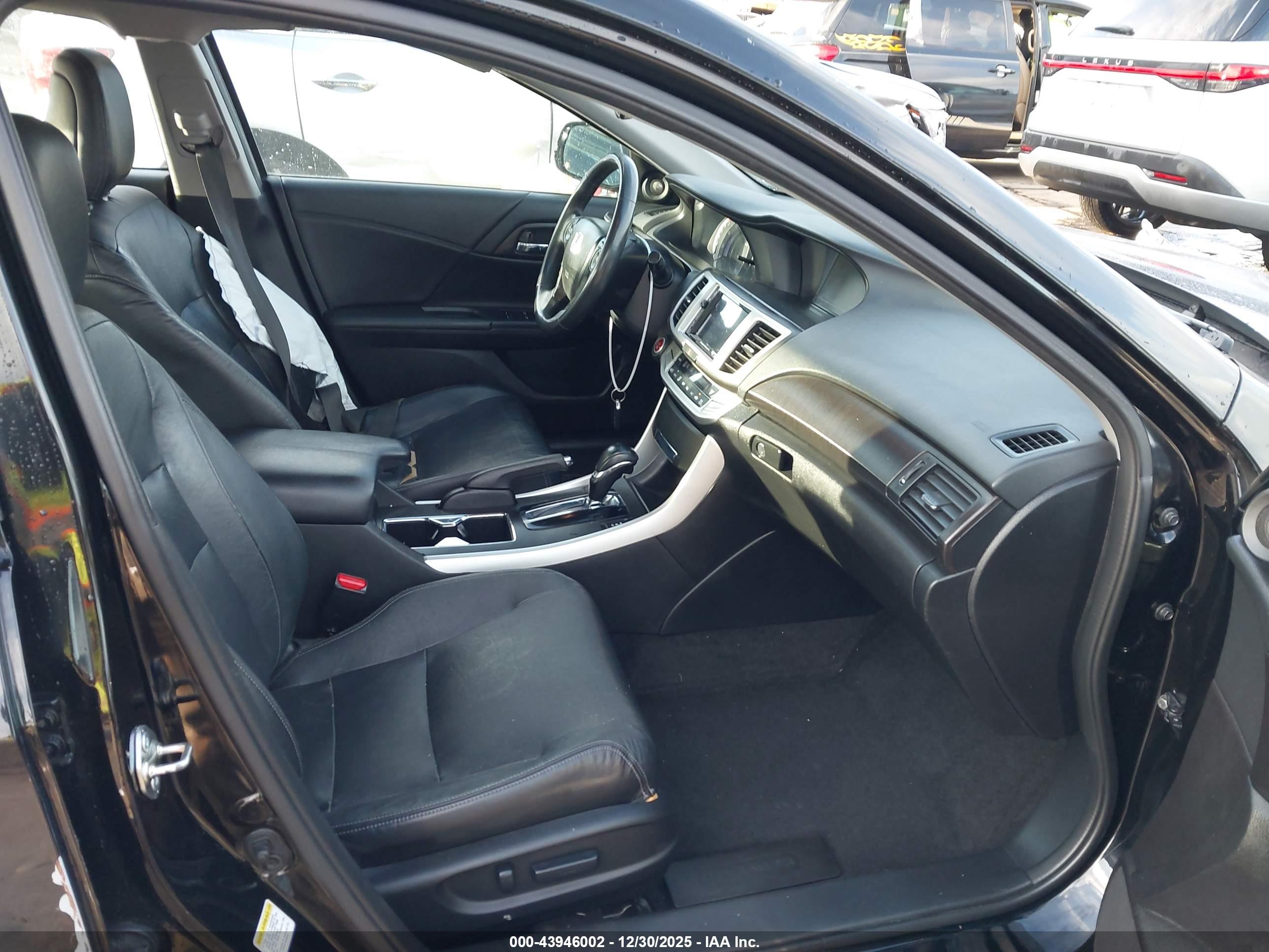 HONDA ACCORD image 5