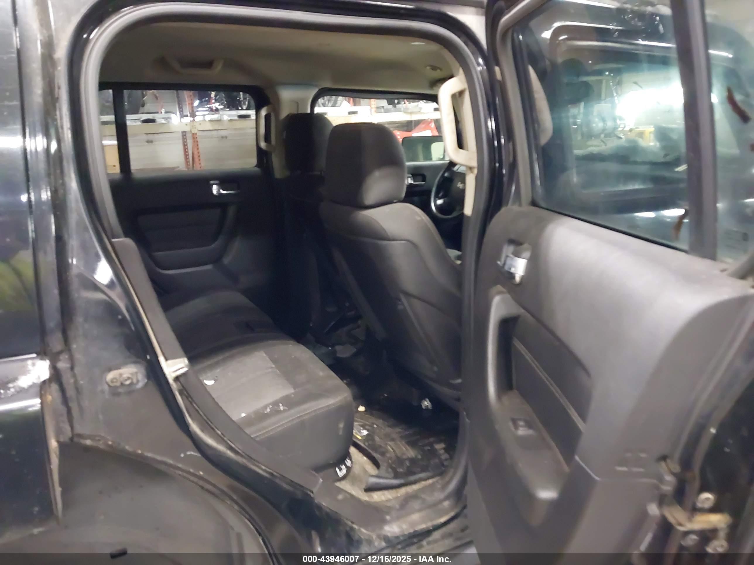HUMMER H3 image 8