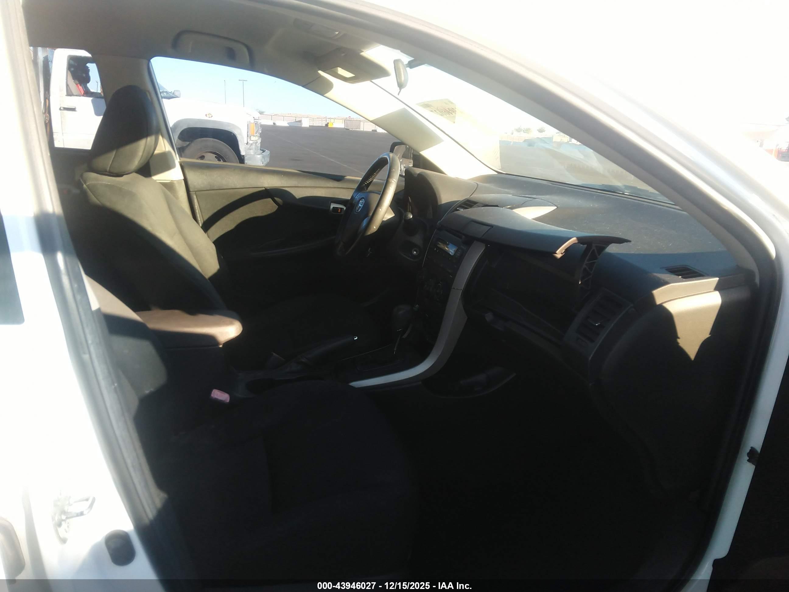 TOYOTA COROLLA image 5