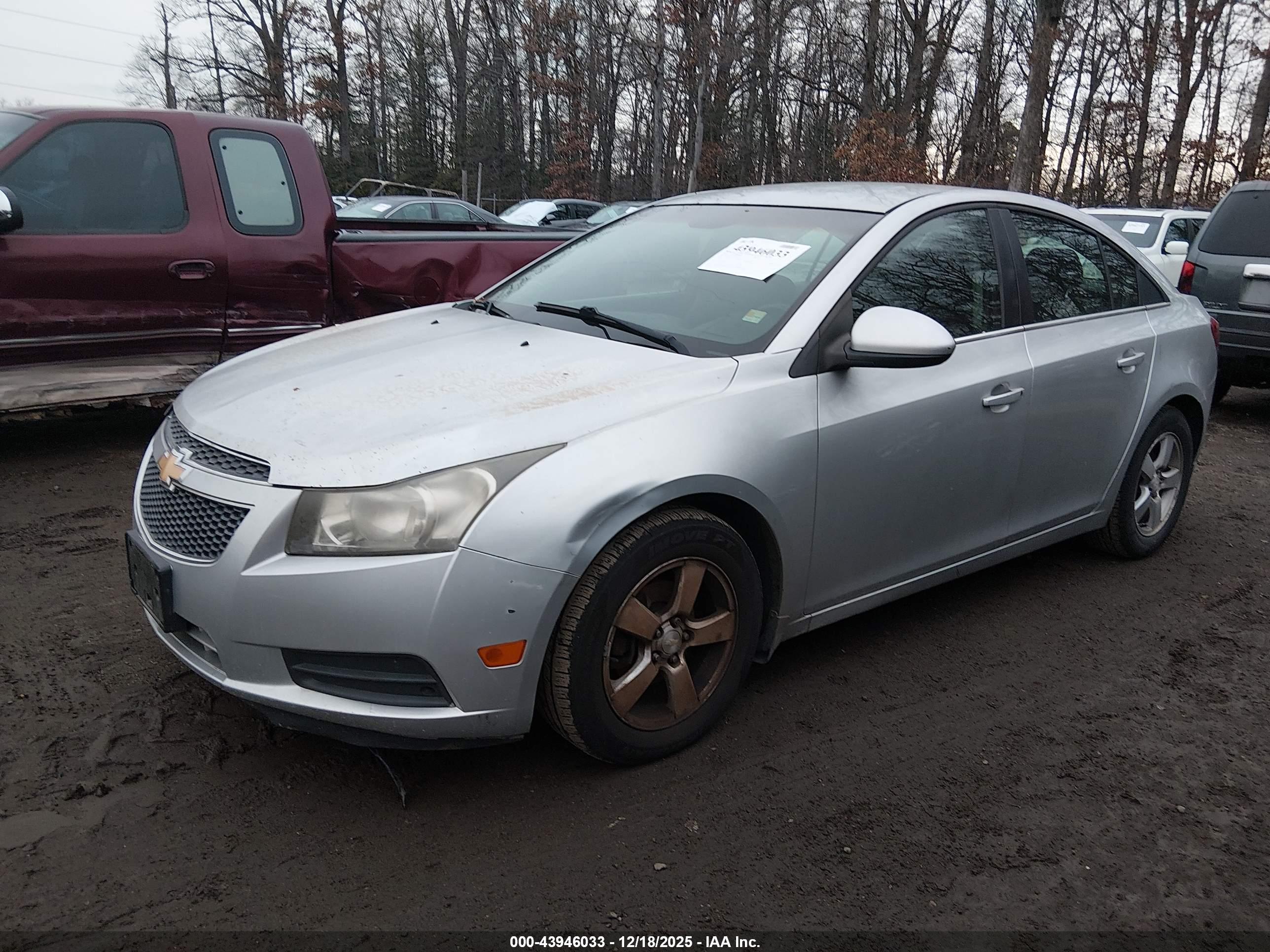 CHEVROLET CRUZE image 2