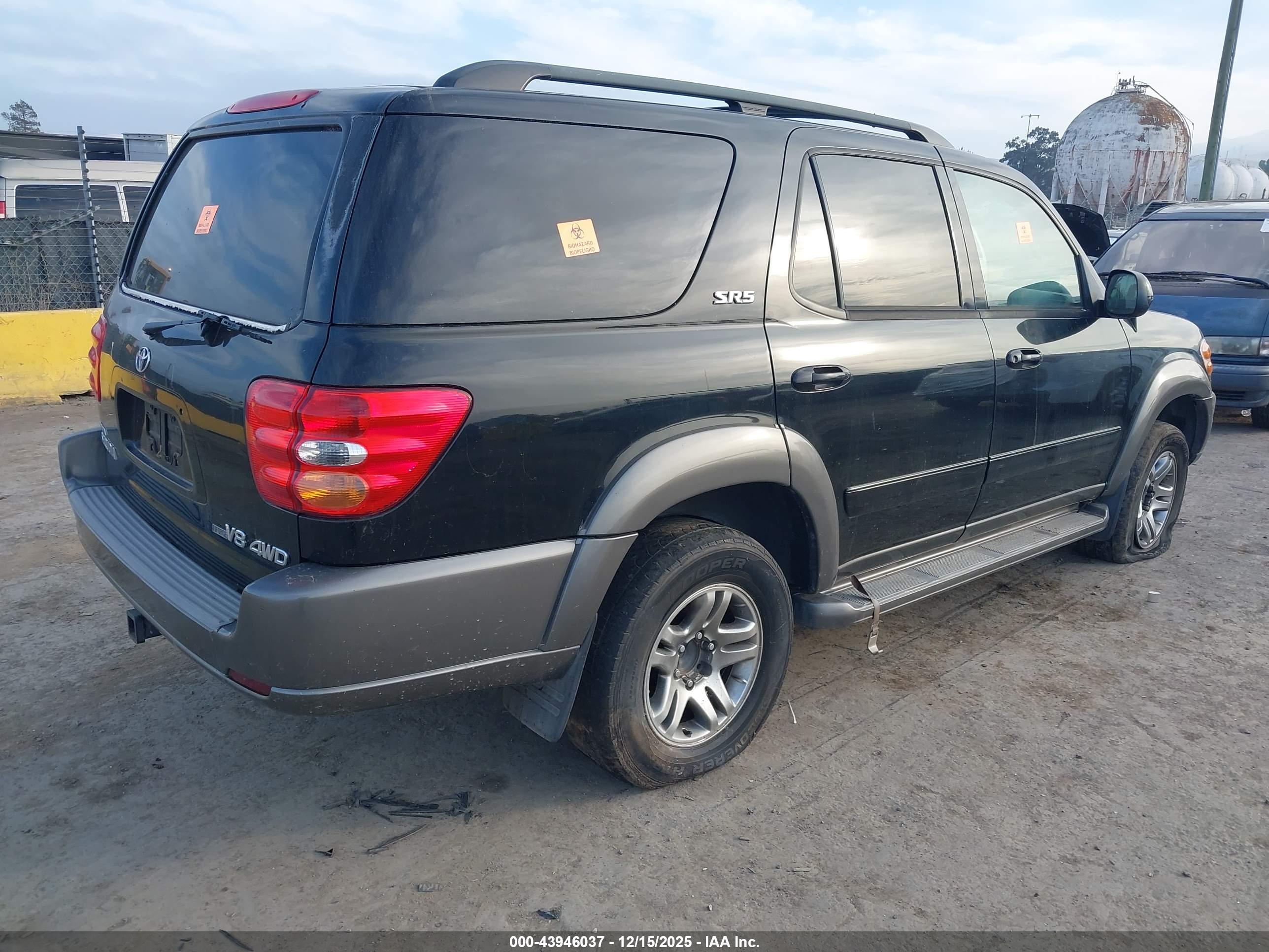 TOYOTA SEQUOIA image 4