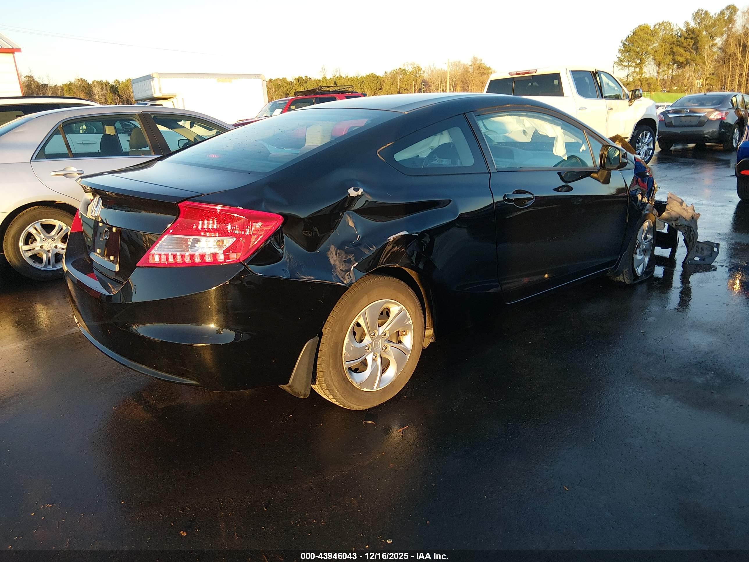 HONDA CIVIC image 4
