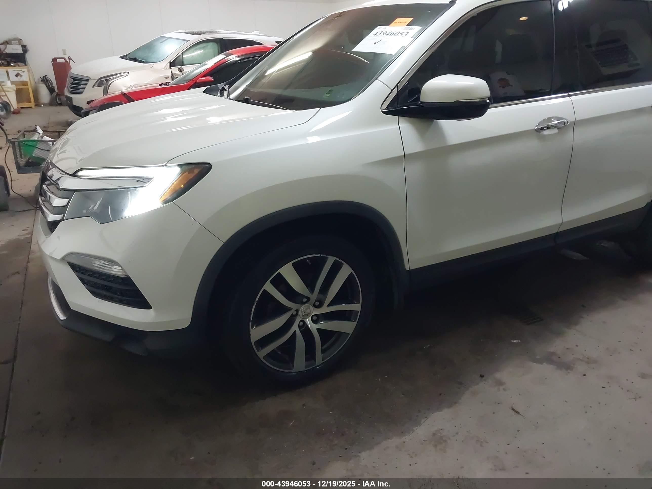 HONDA PILOT image 2