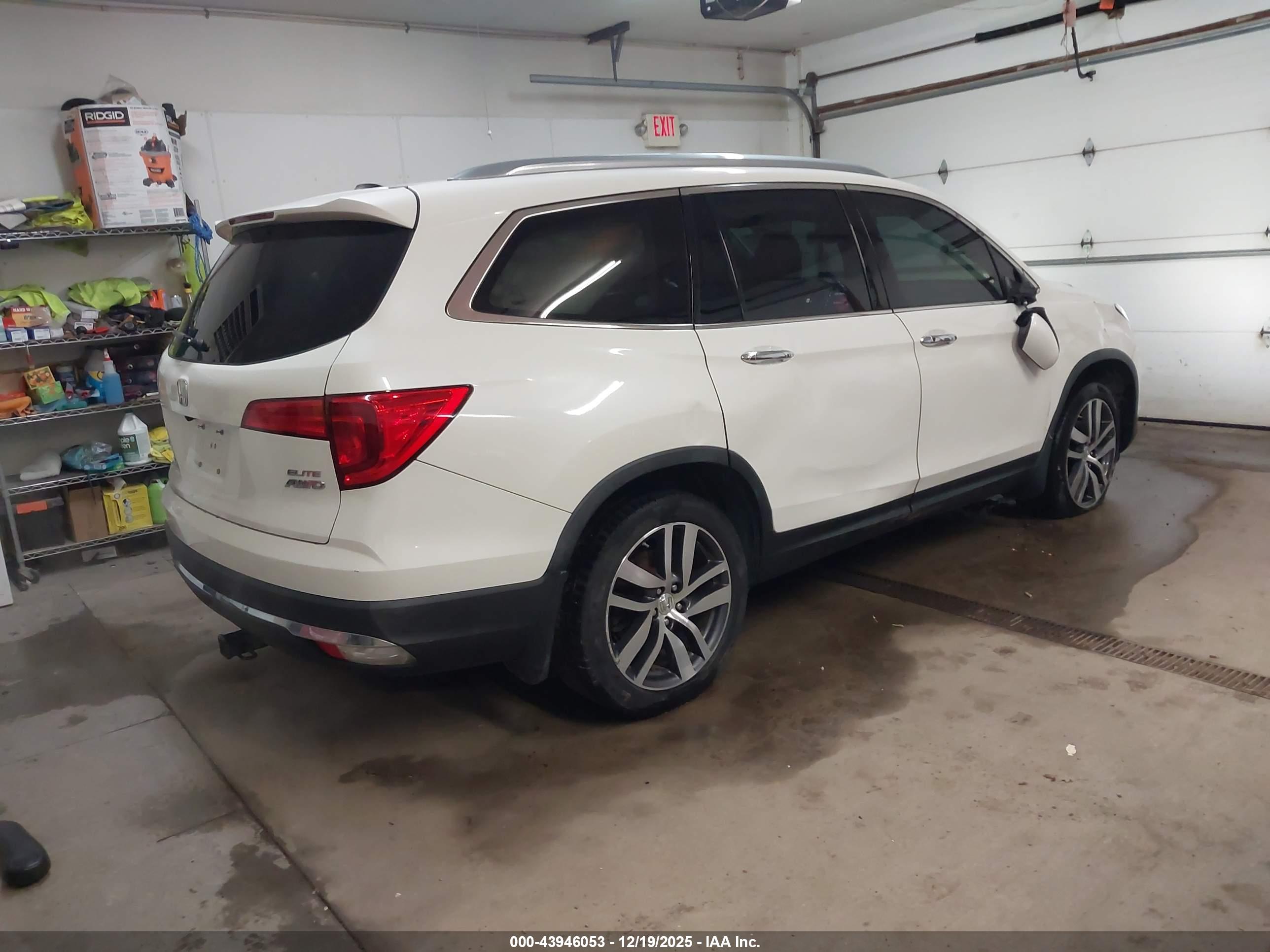 HONDA PILOT image 4