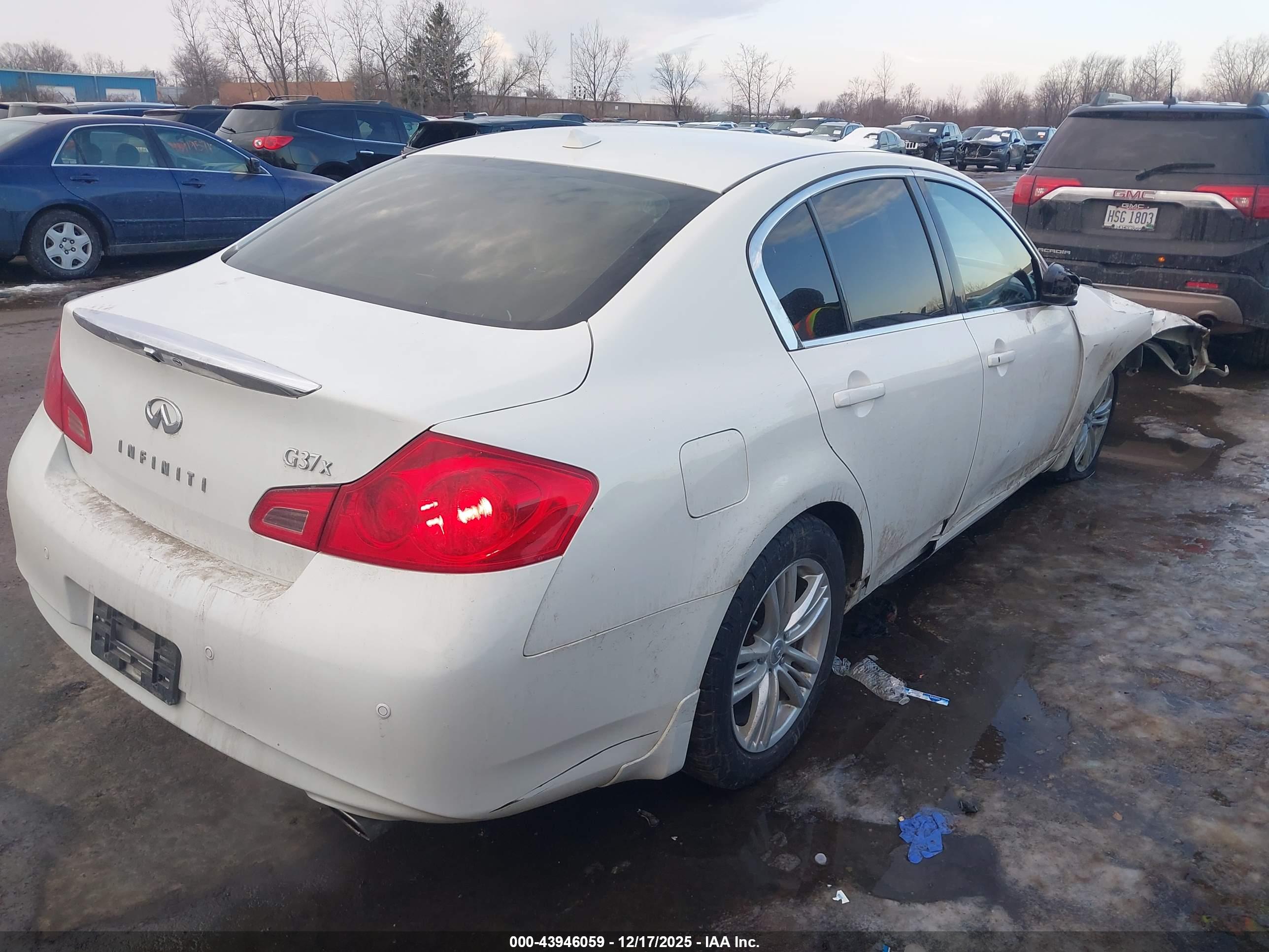 INFINITI G37X image 4