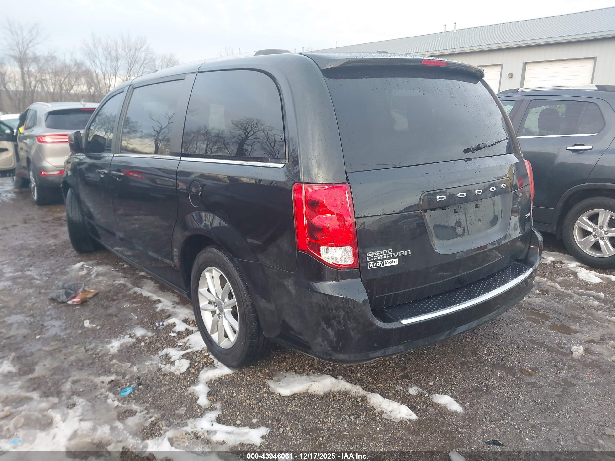 DODGE GRAND image 3