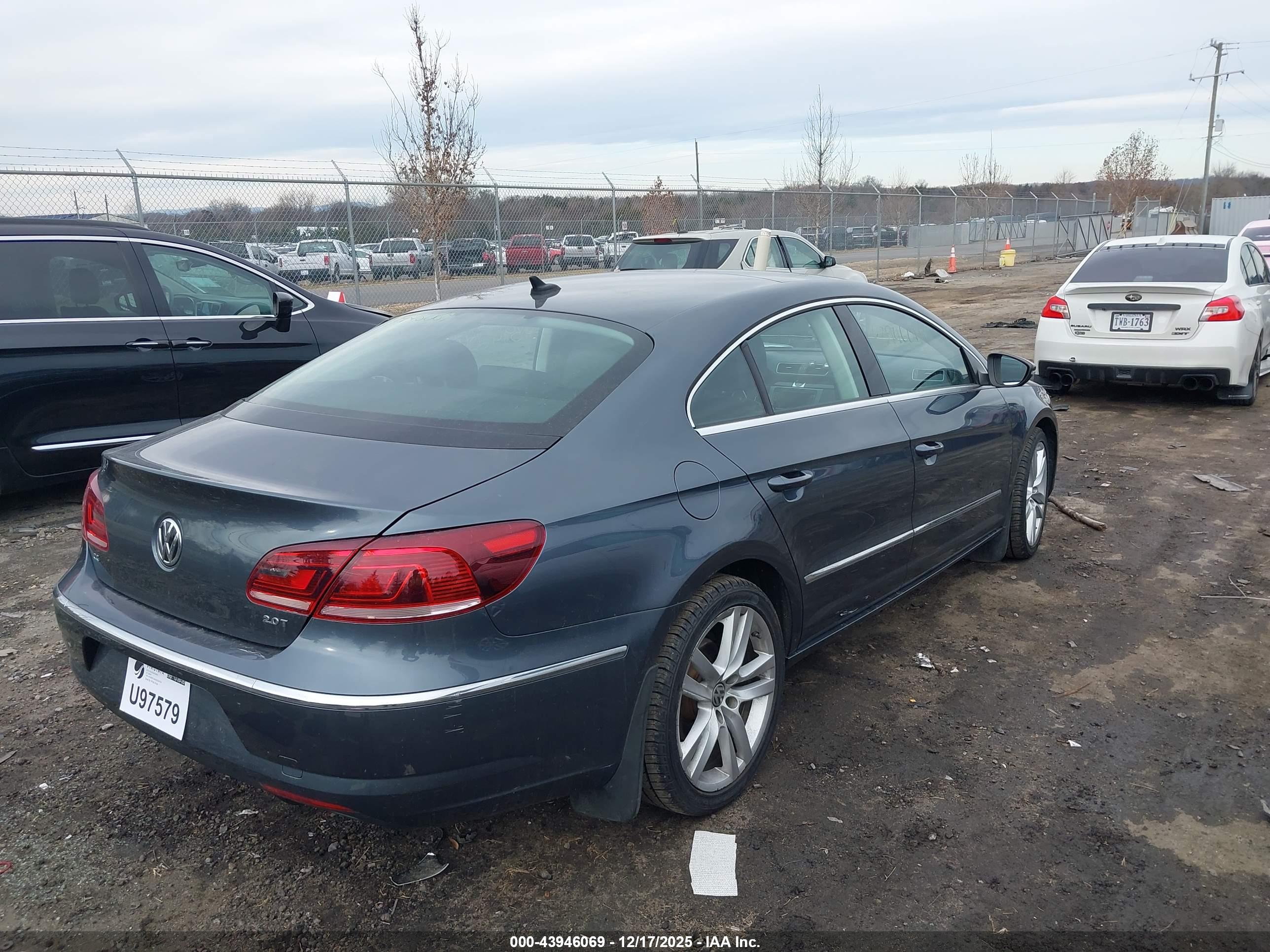 VOLKSWAGEN CC image 4