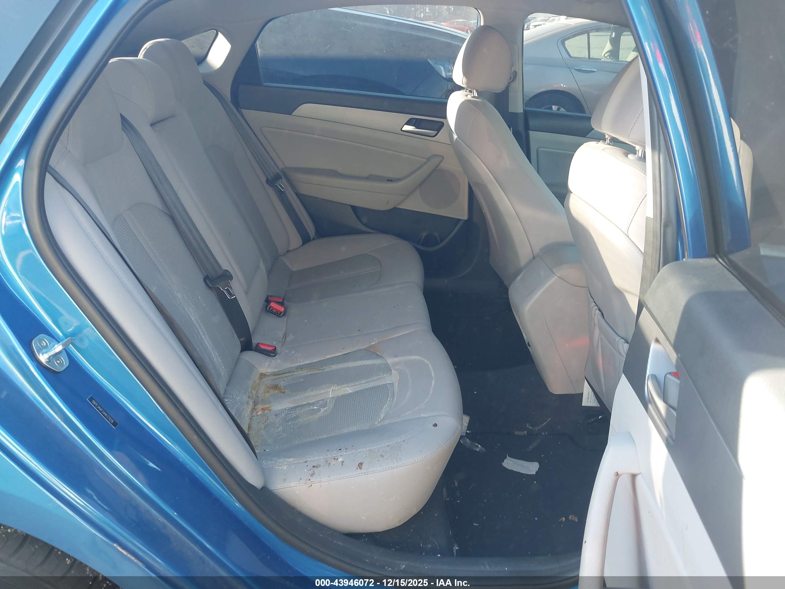 HYUNDAI SONATA image 8
