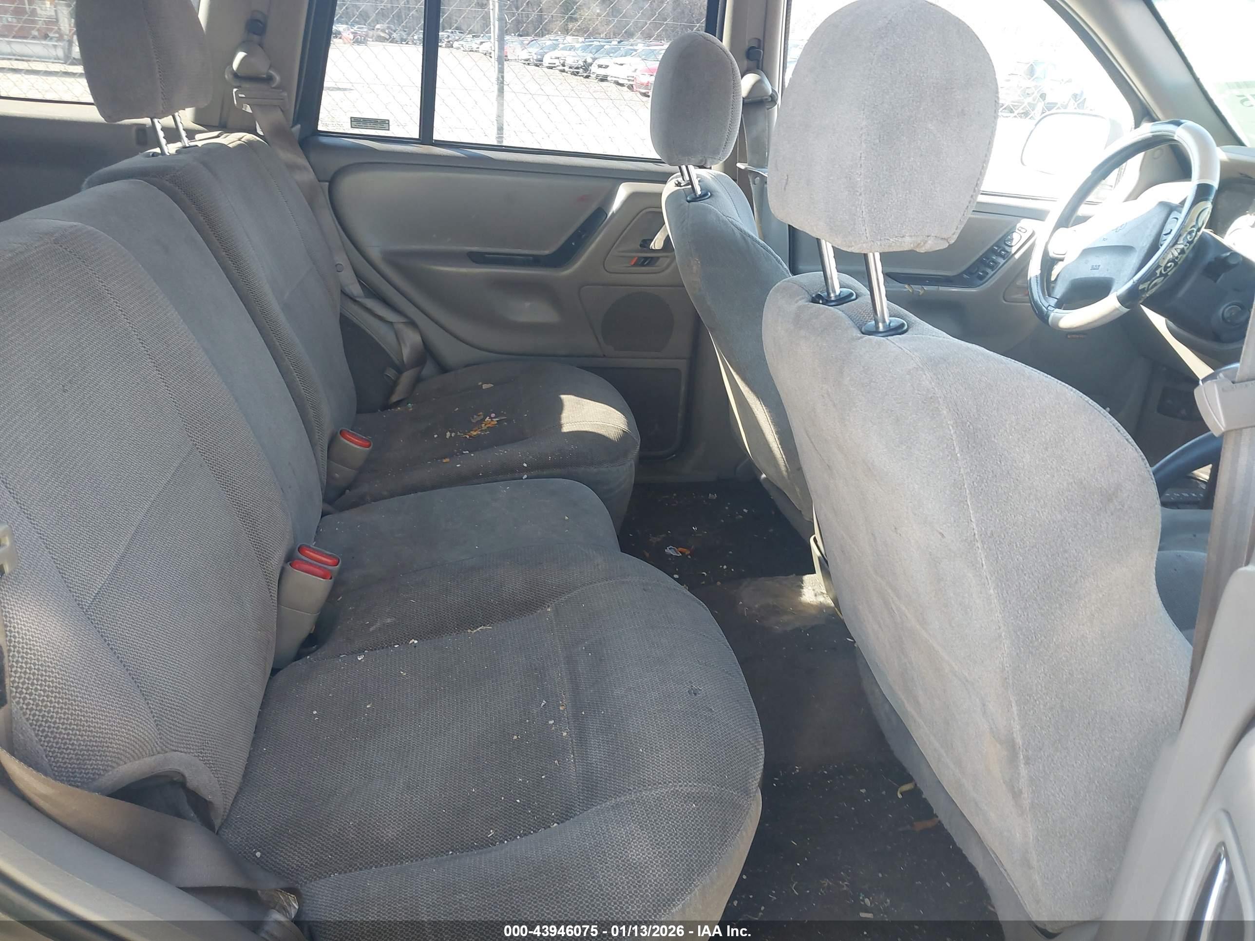 JEEP GRAND image 8