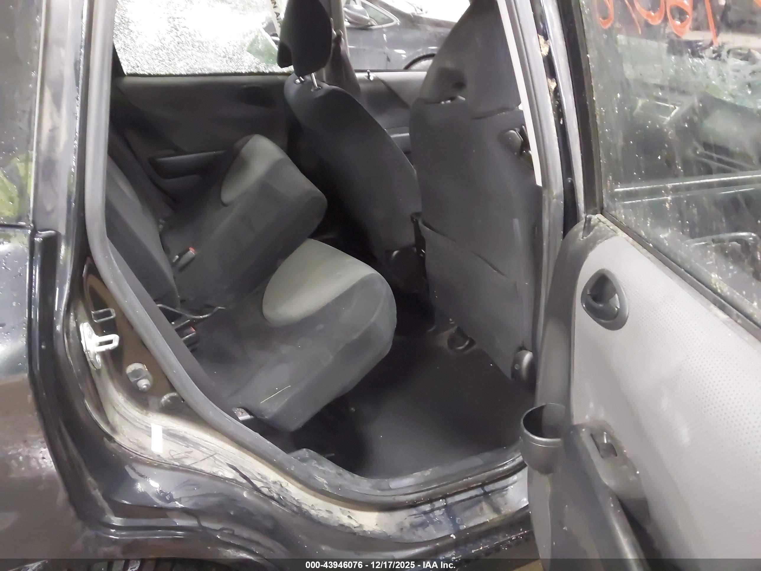 HONDA FIT image 8