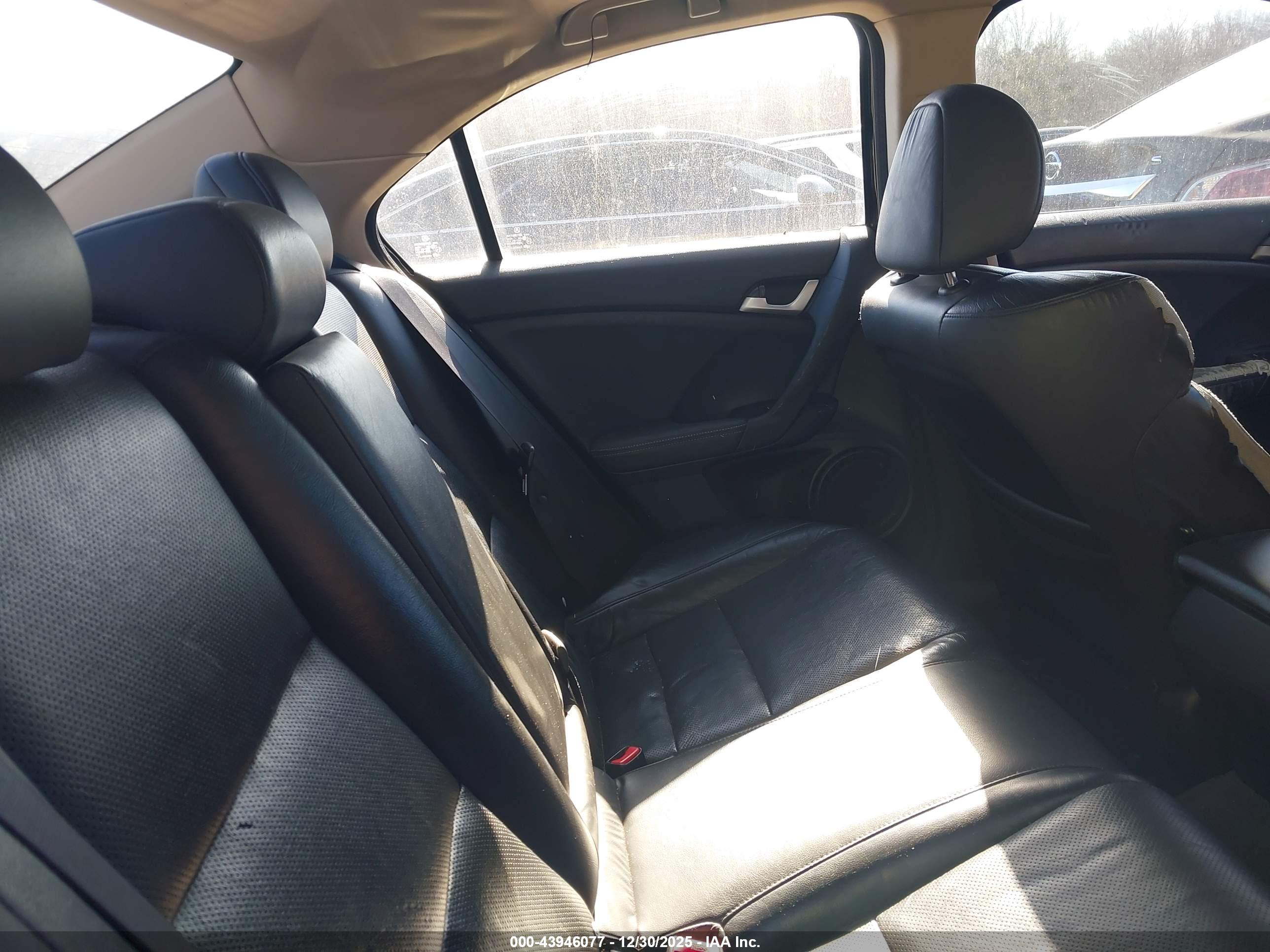 ACURA TSX image 8