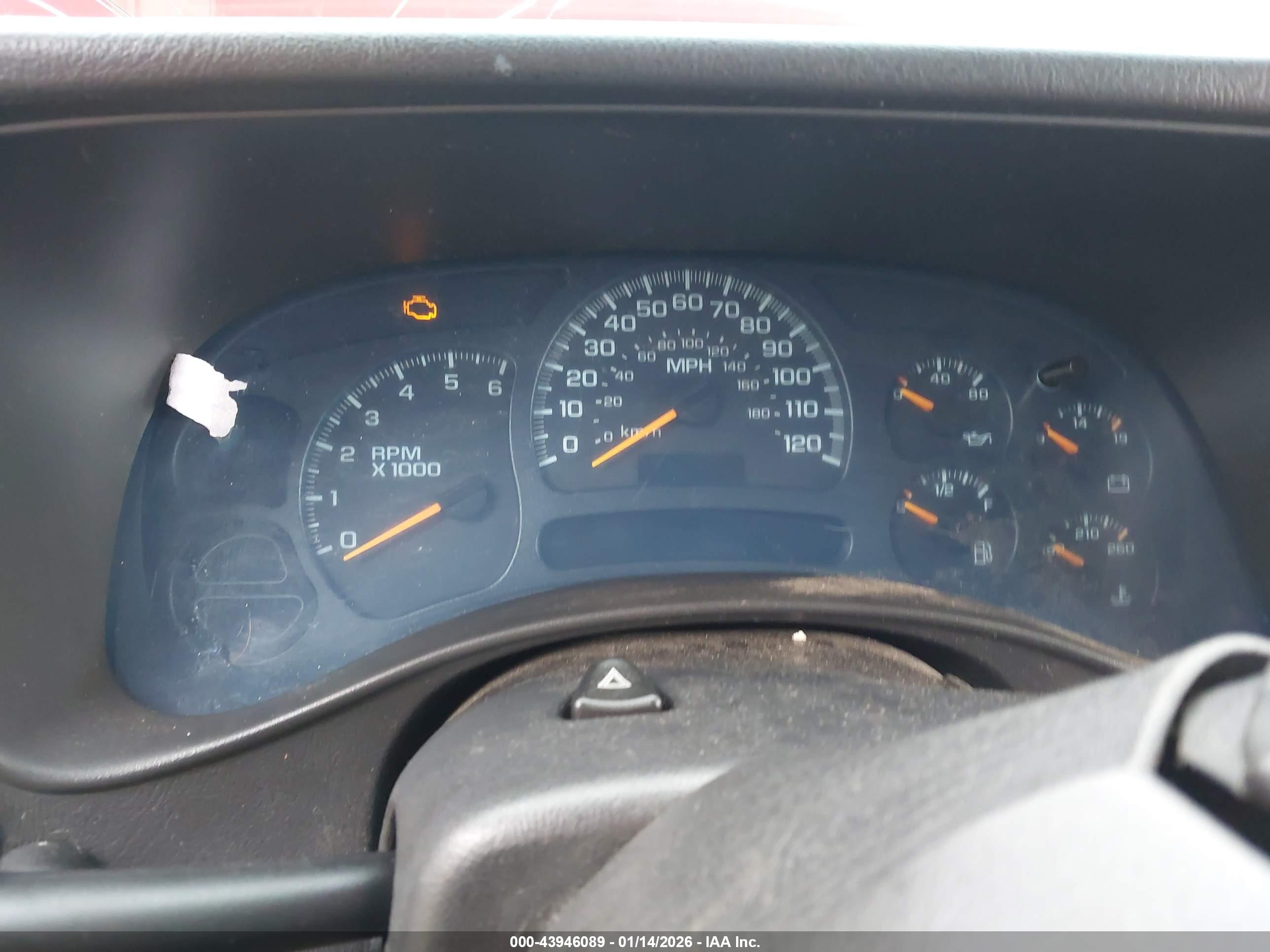 CHEVROLET SILVERADO image 7