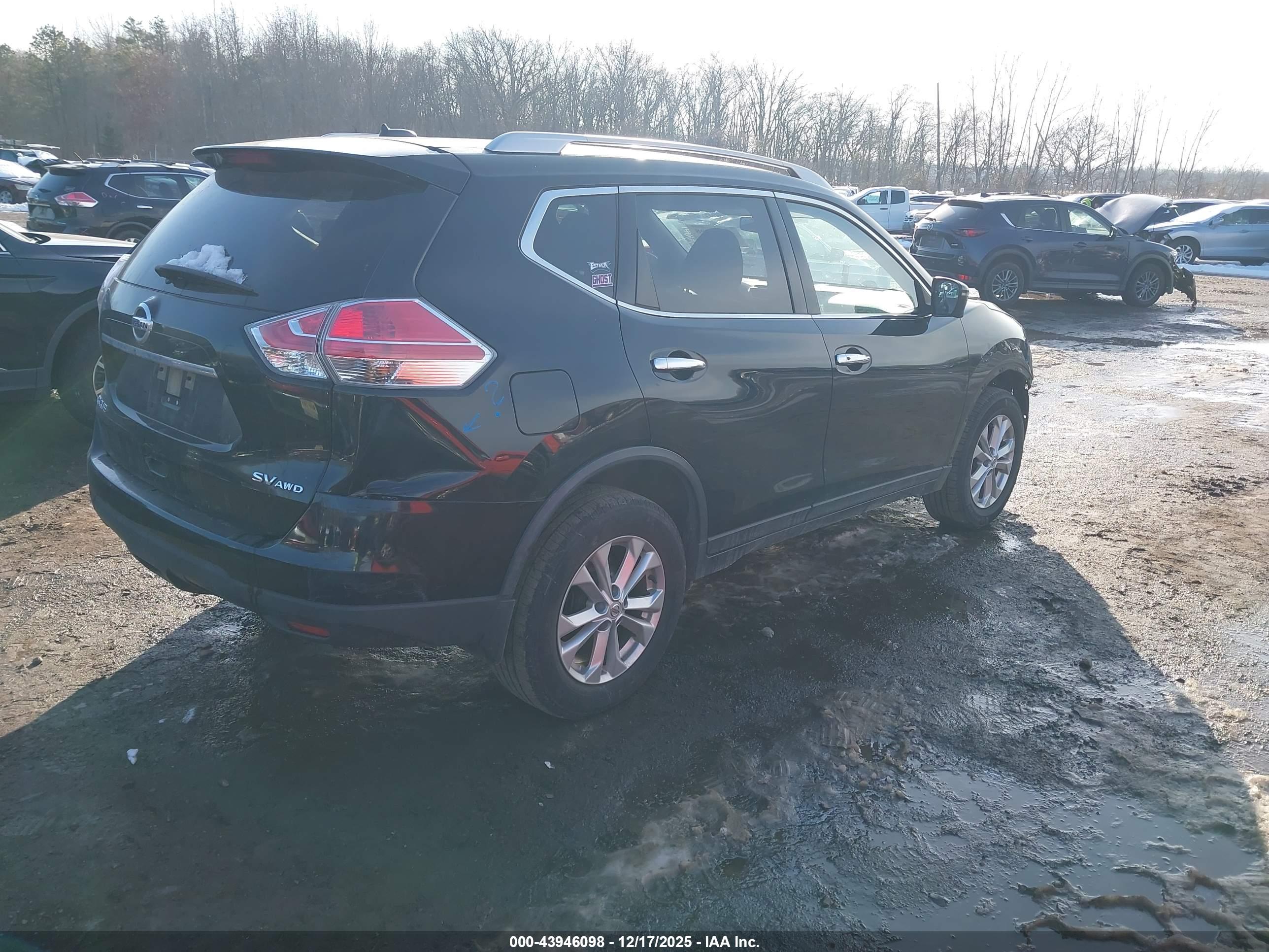 NISSAN ROGUE image 4
