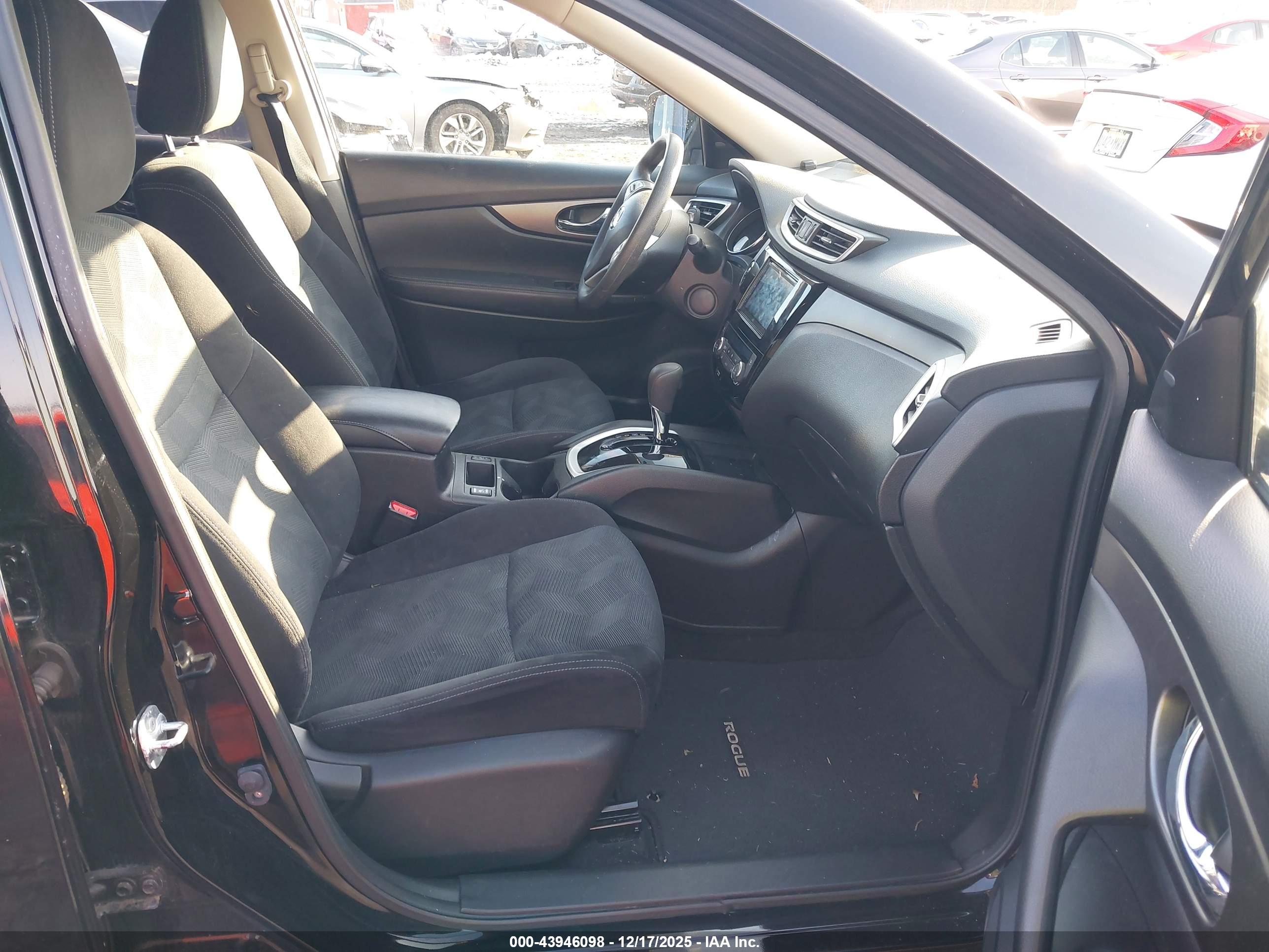NISSAN ROGUE image 5
