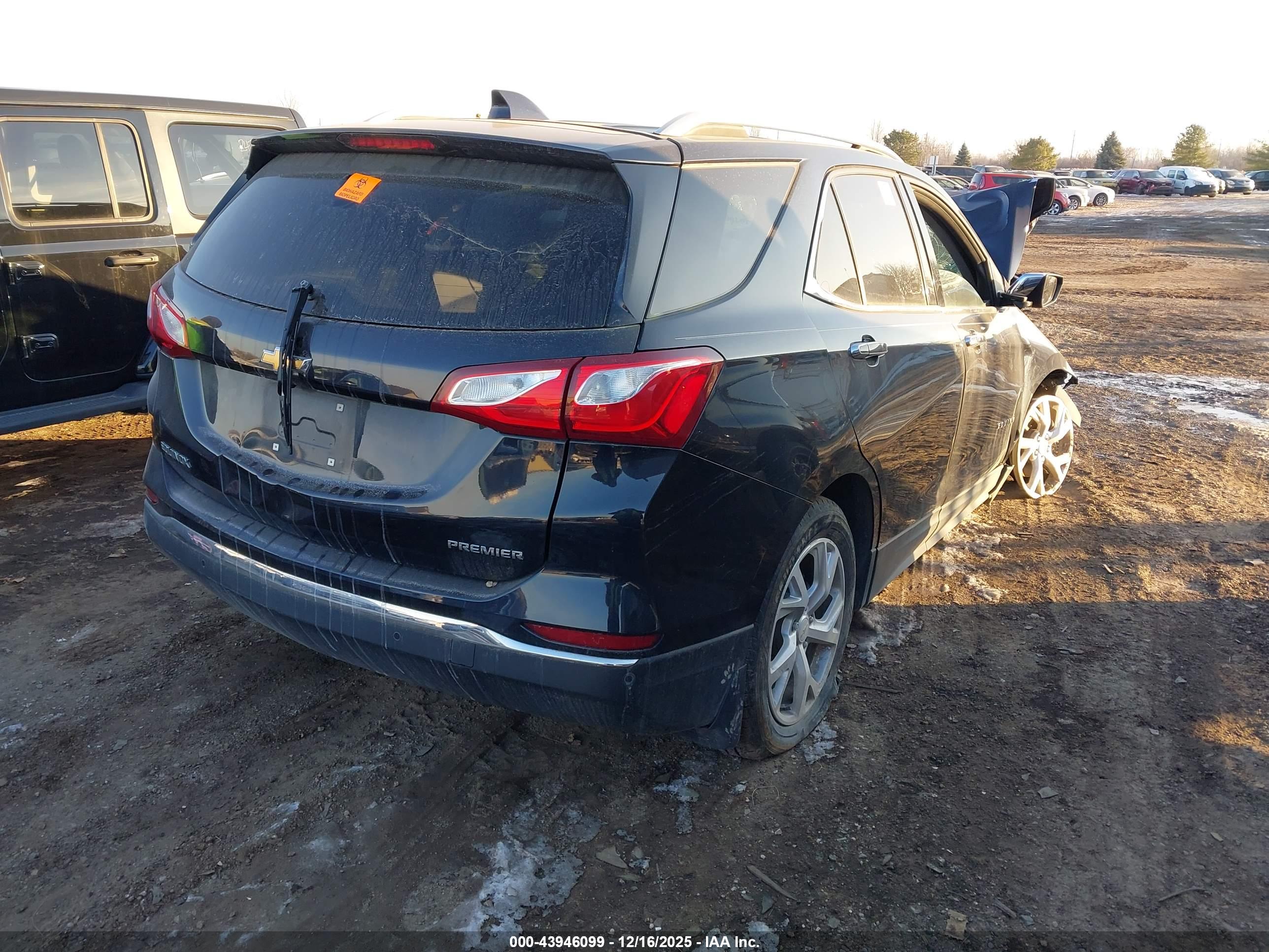 CHEVROLET EQUINOX image 4