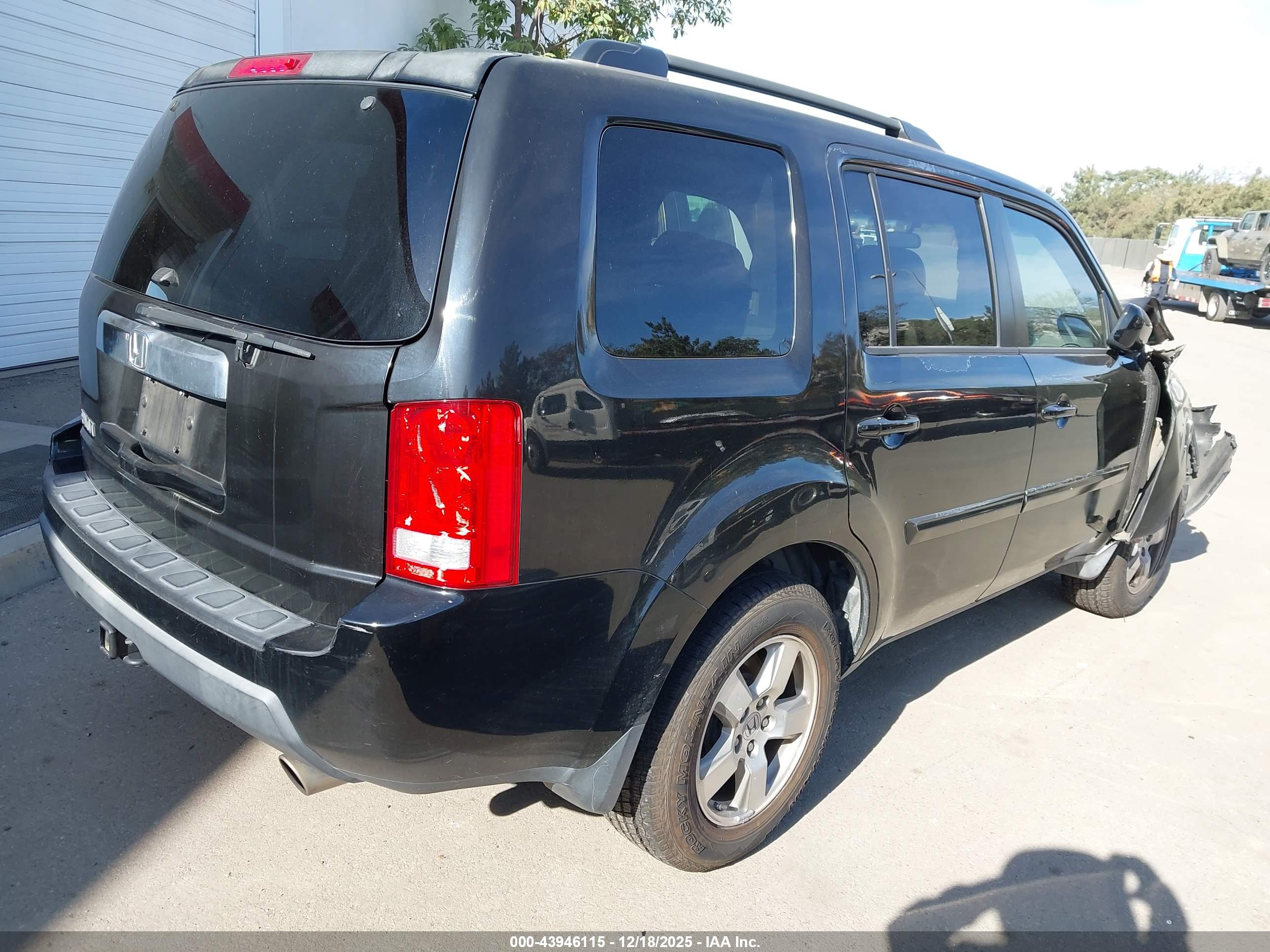 HONDA PILOT image 4