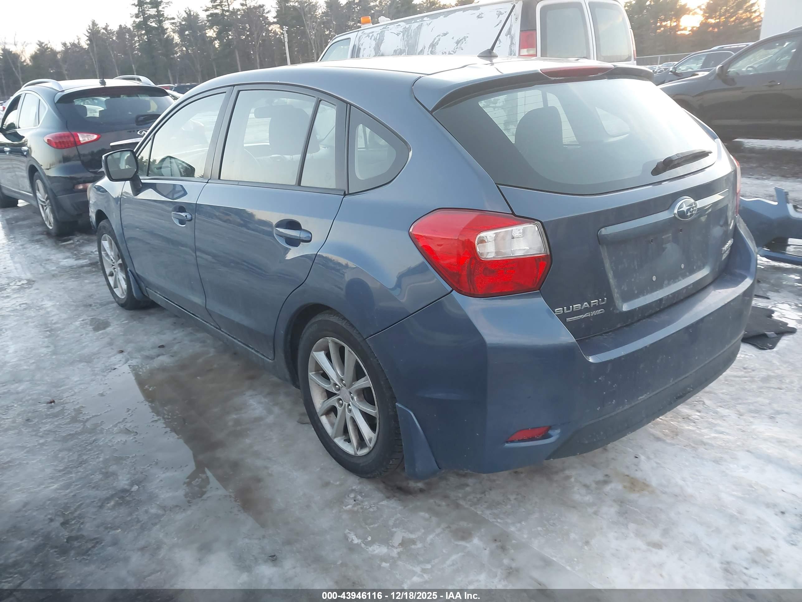 SUBARU IMPREZA image 3