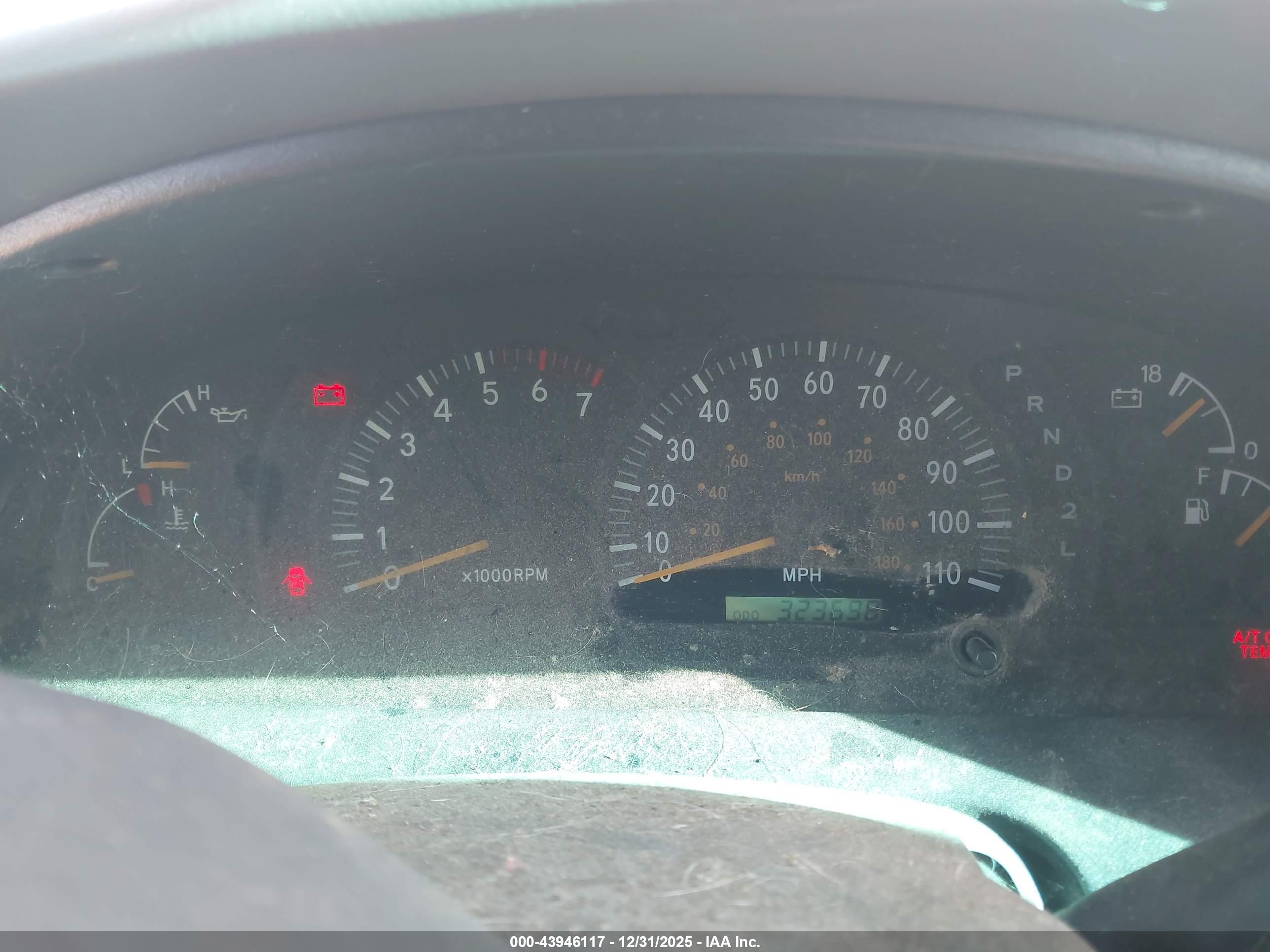 TOYOTA TUNDRA image 7
