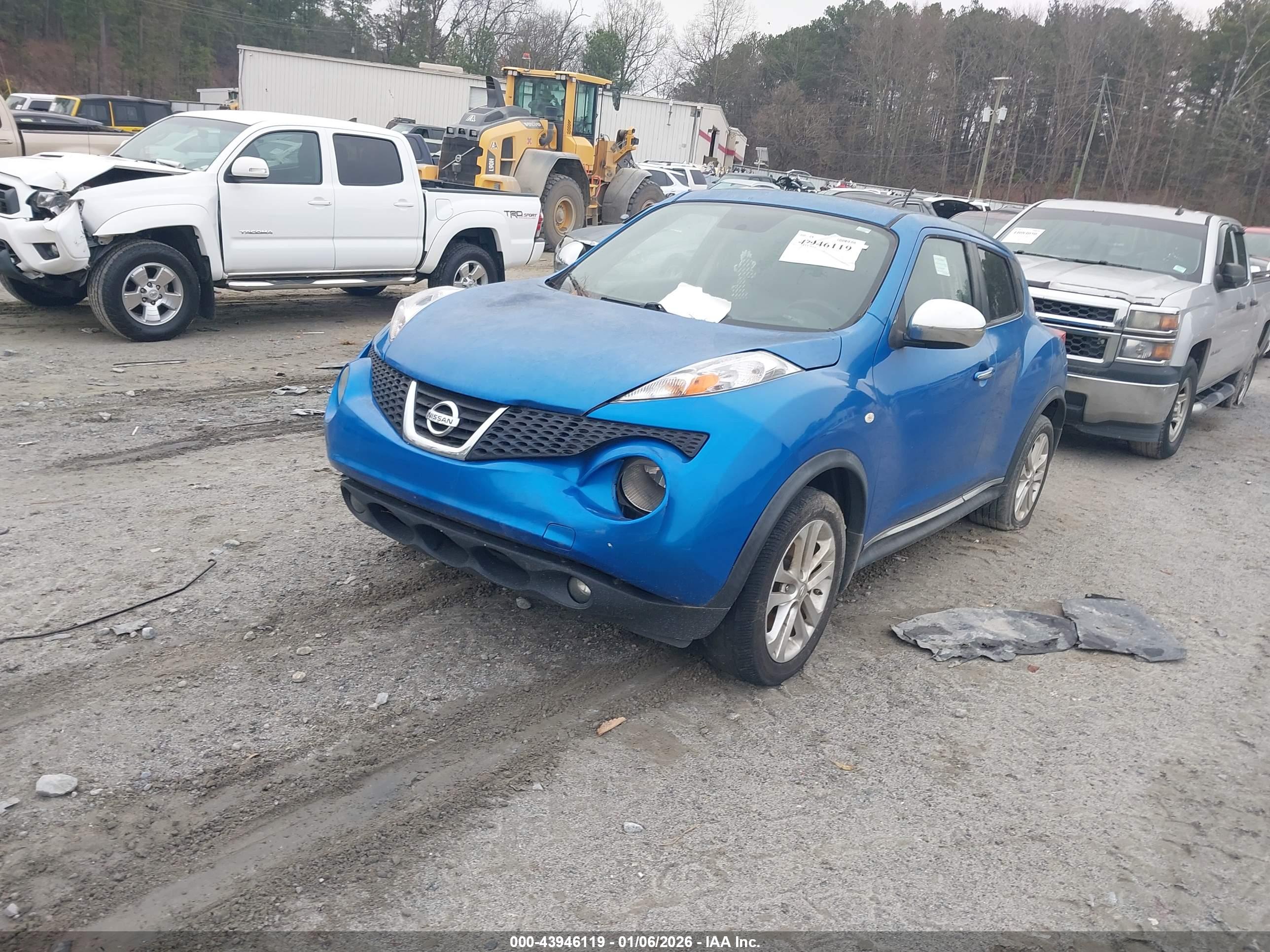 NISSAN JUKE image 2