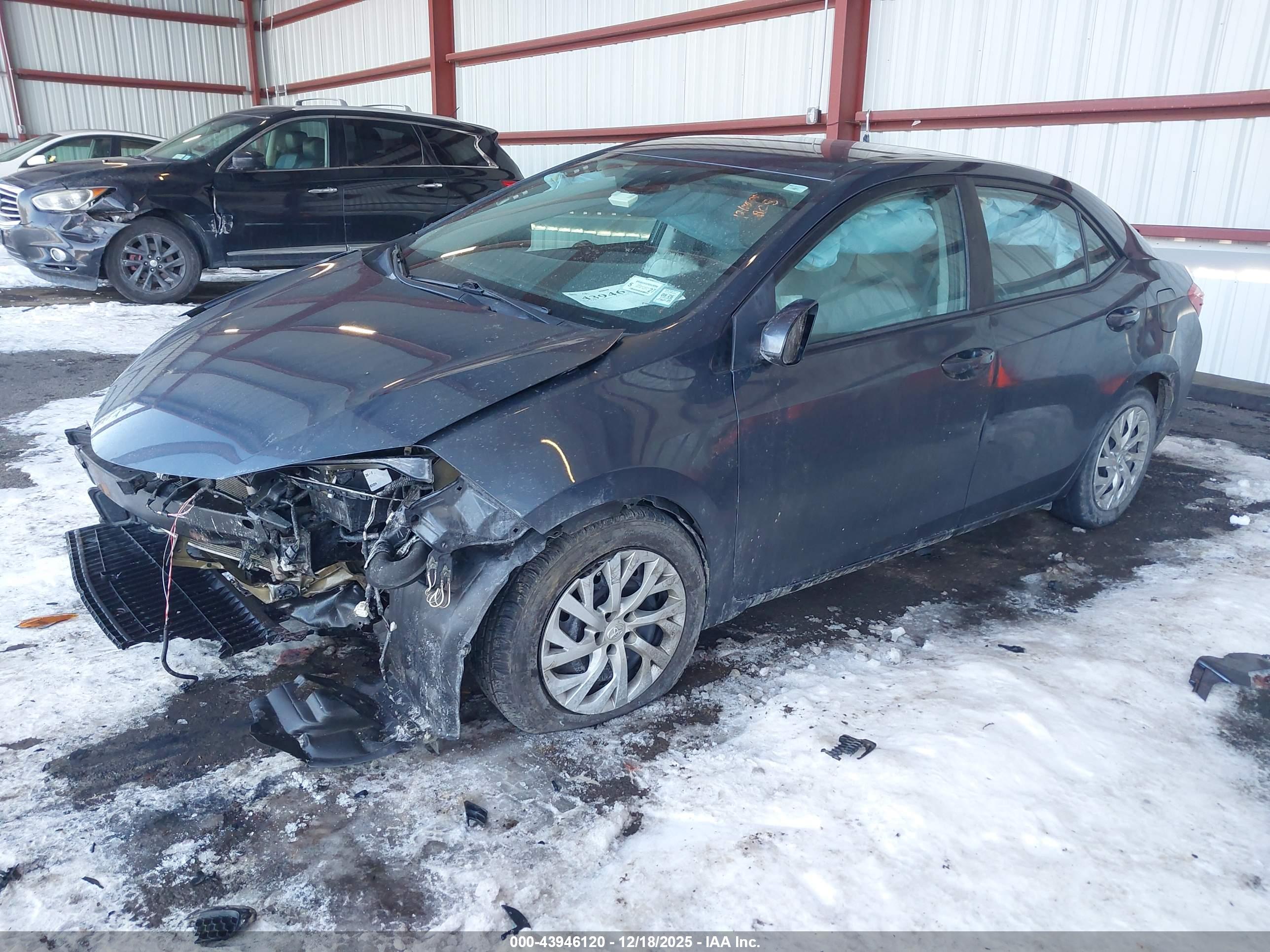 TOYOTA COROLLA image 2