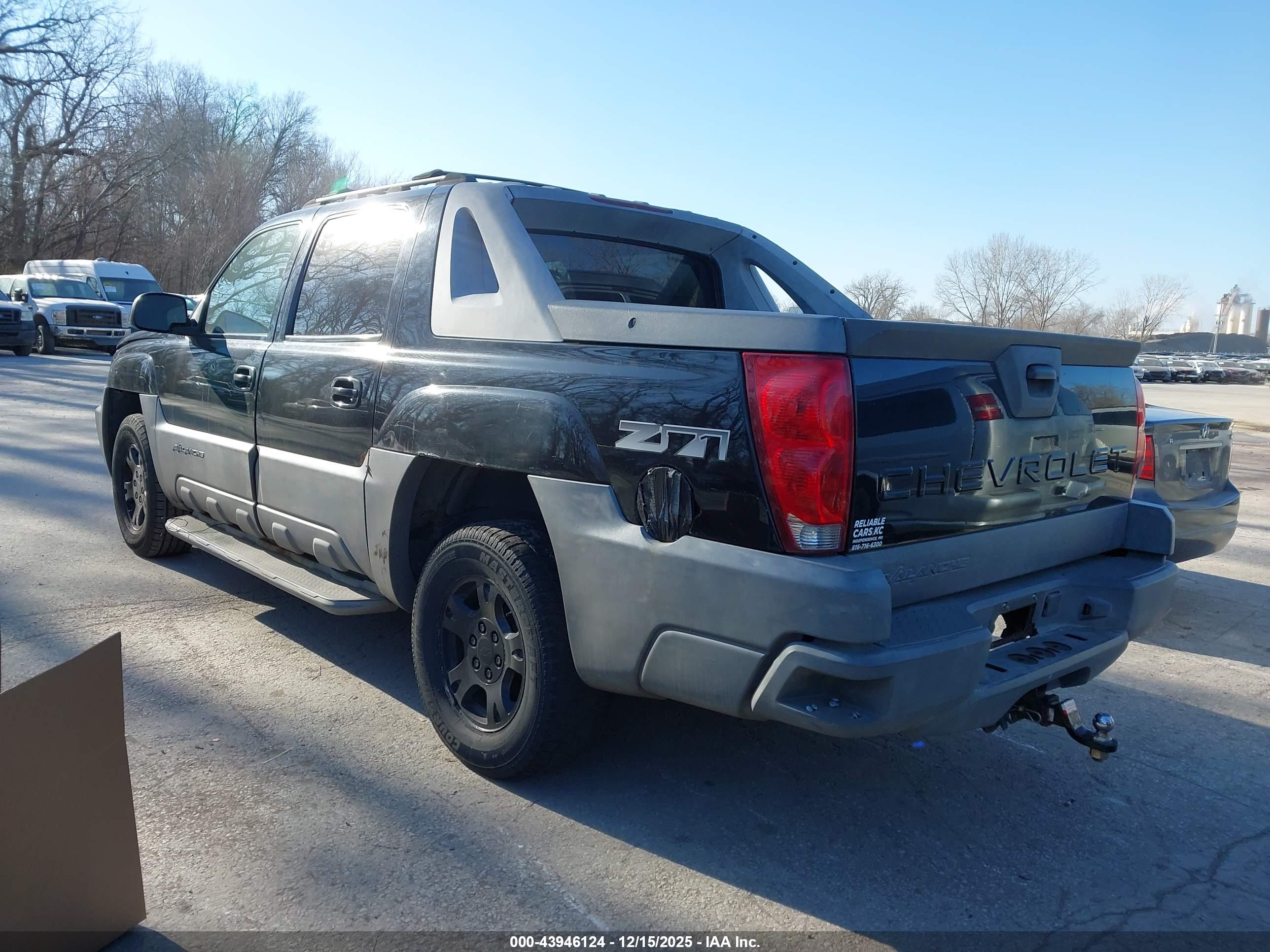 CHEVROLET AVALANCHE image 3