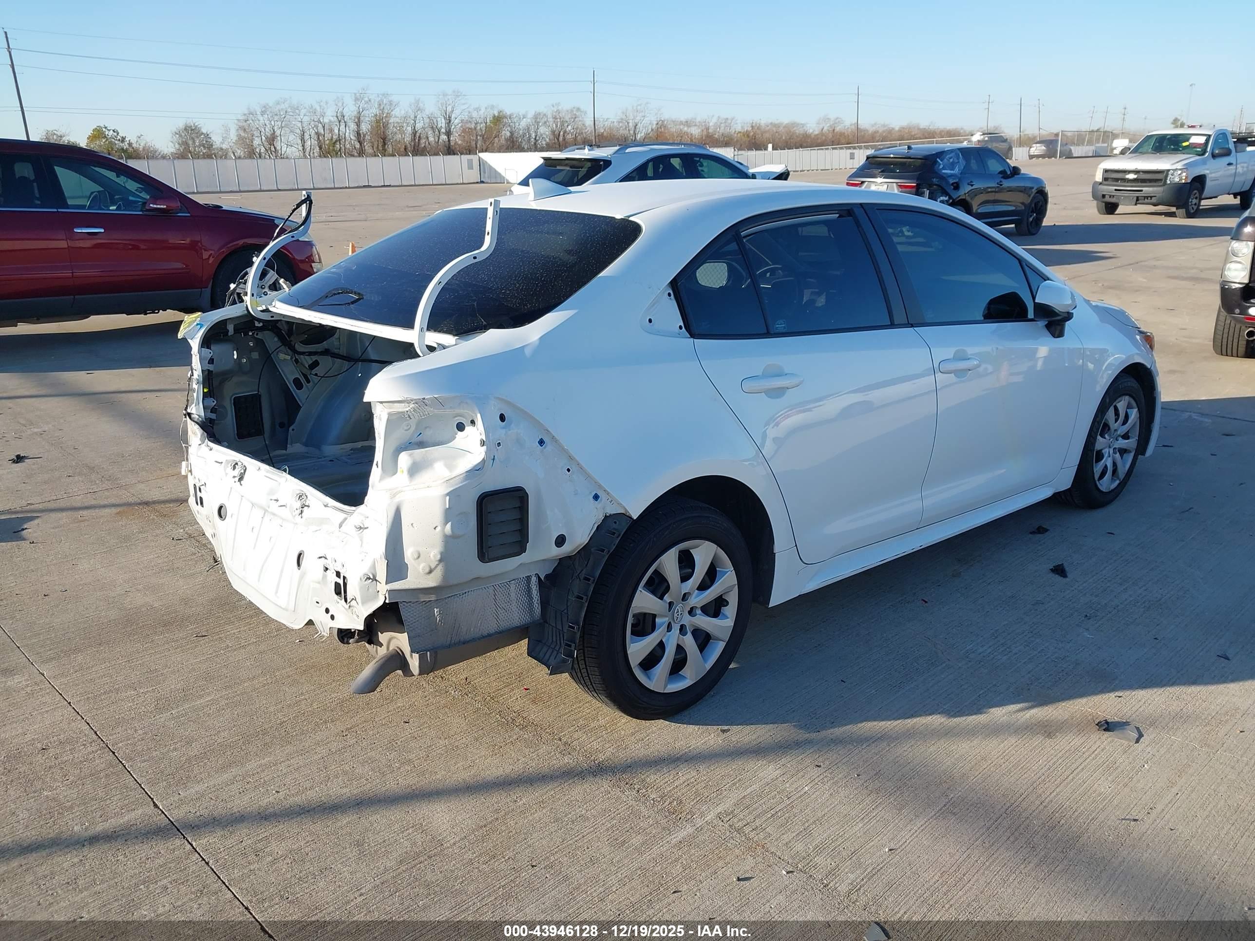 TOYOTA COROLLA image 4
