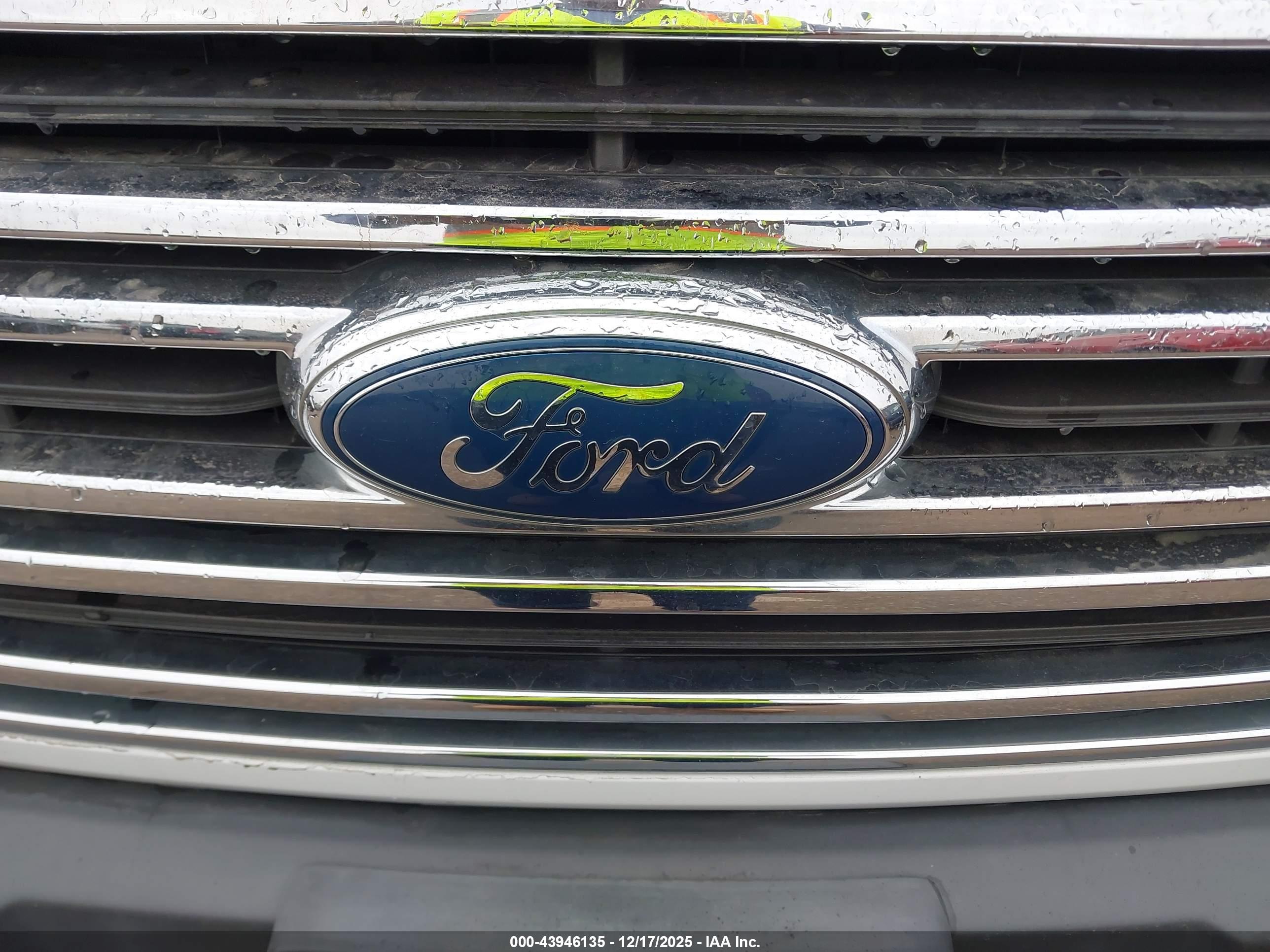 FORD TRANSIT-350 image 6