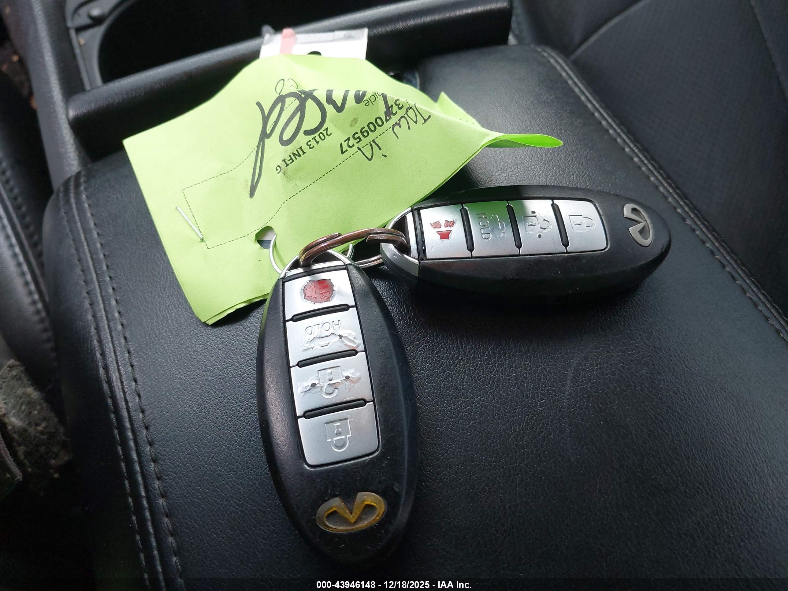 INFINITI G37X image 11