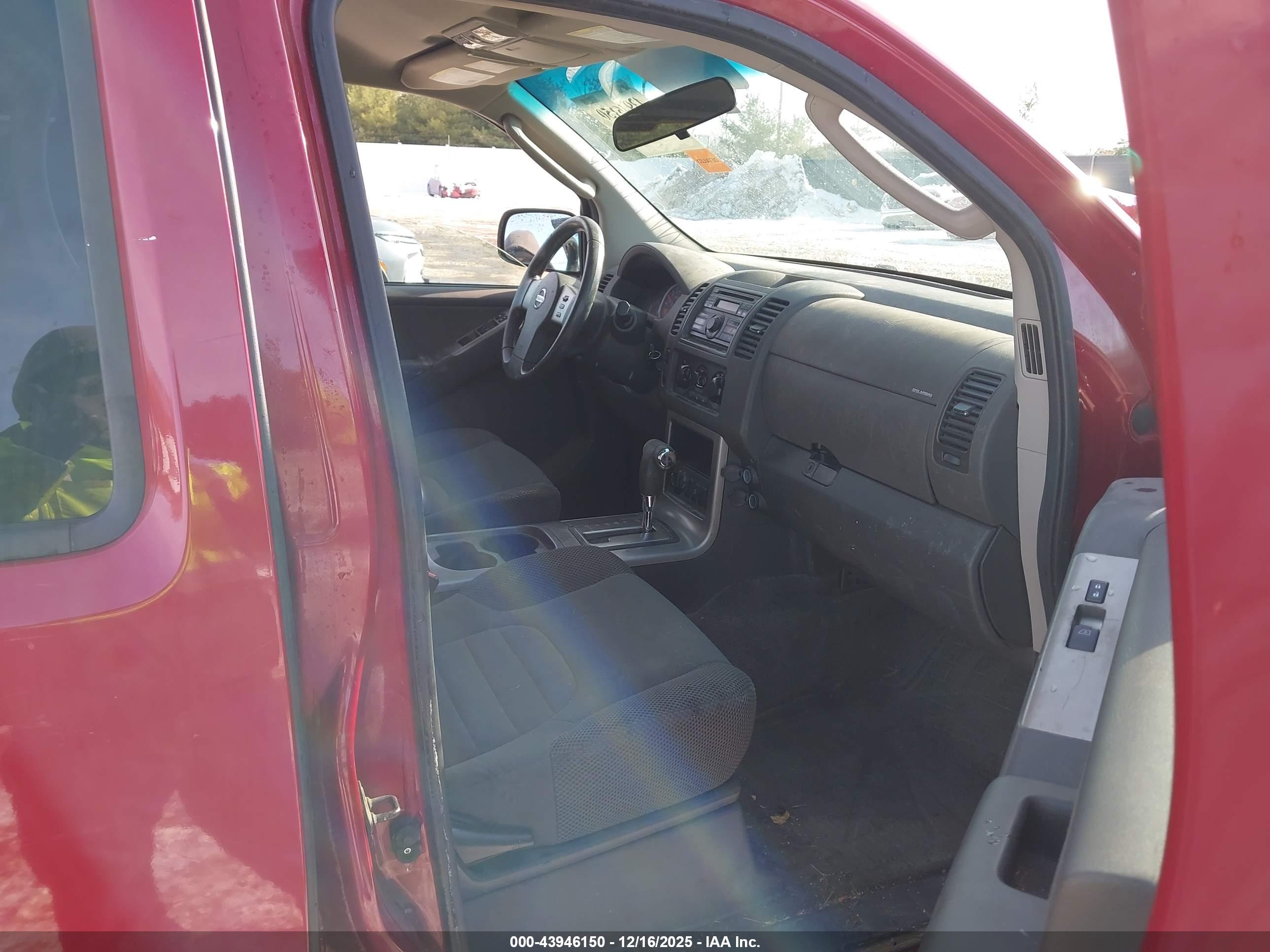 NISSAN PATHFINDER image 5