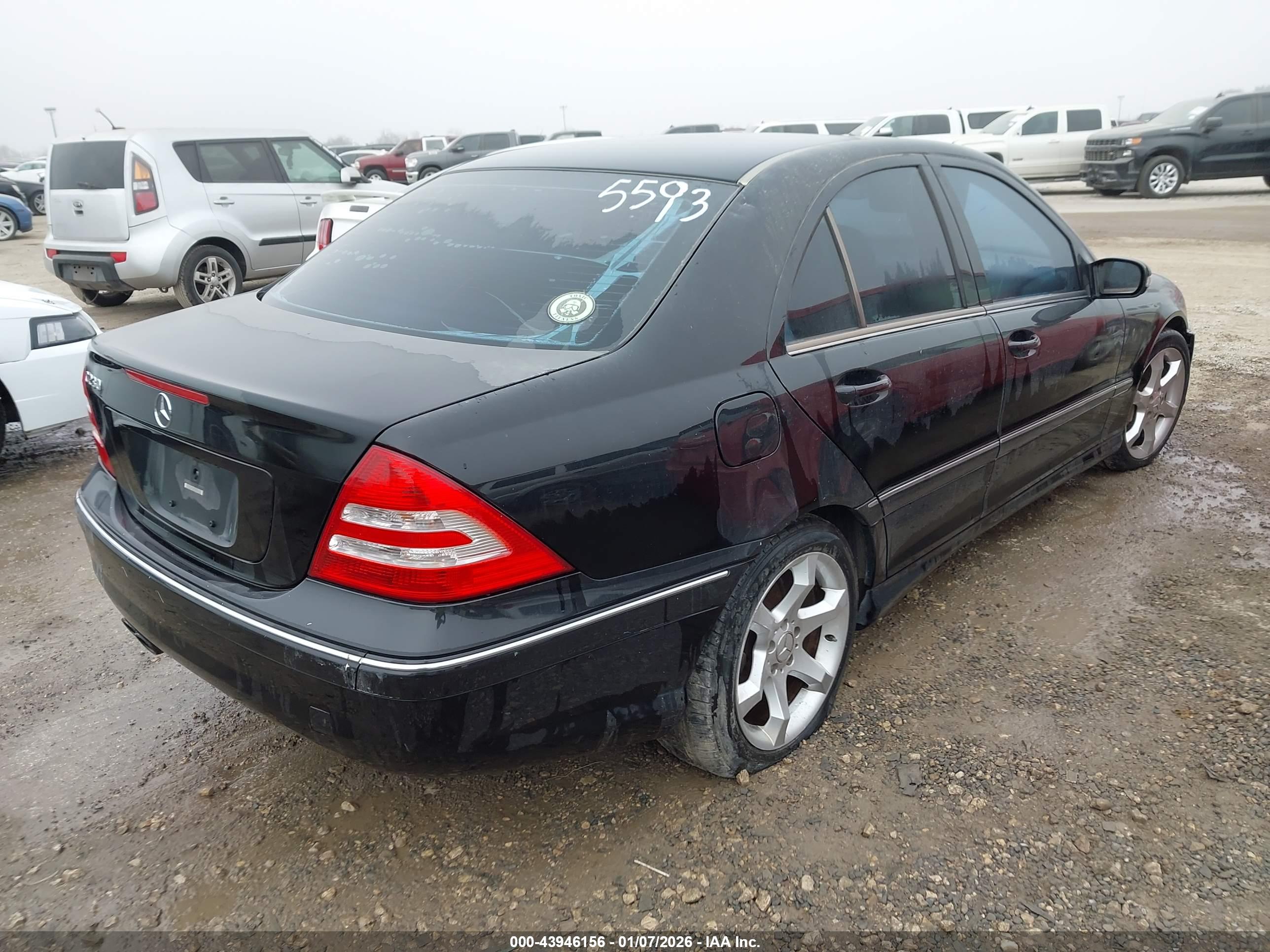 MERCEDES-BENZ C image 4