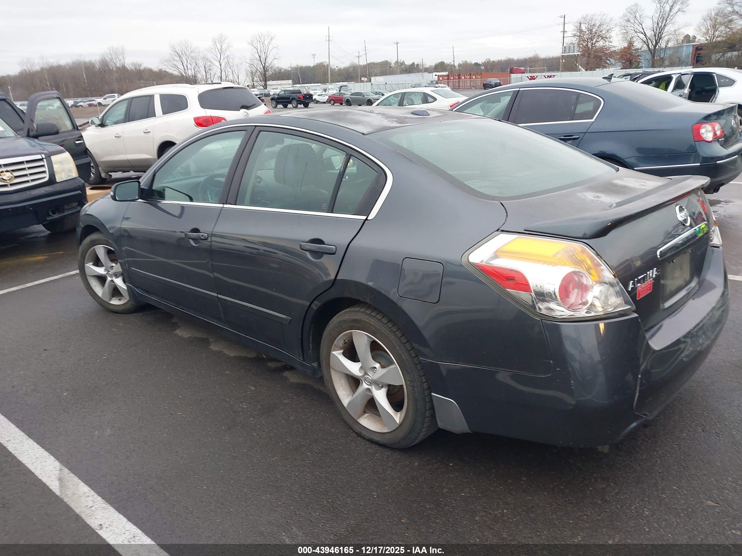 NISSAN ALTIMA image 3