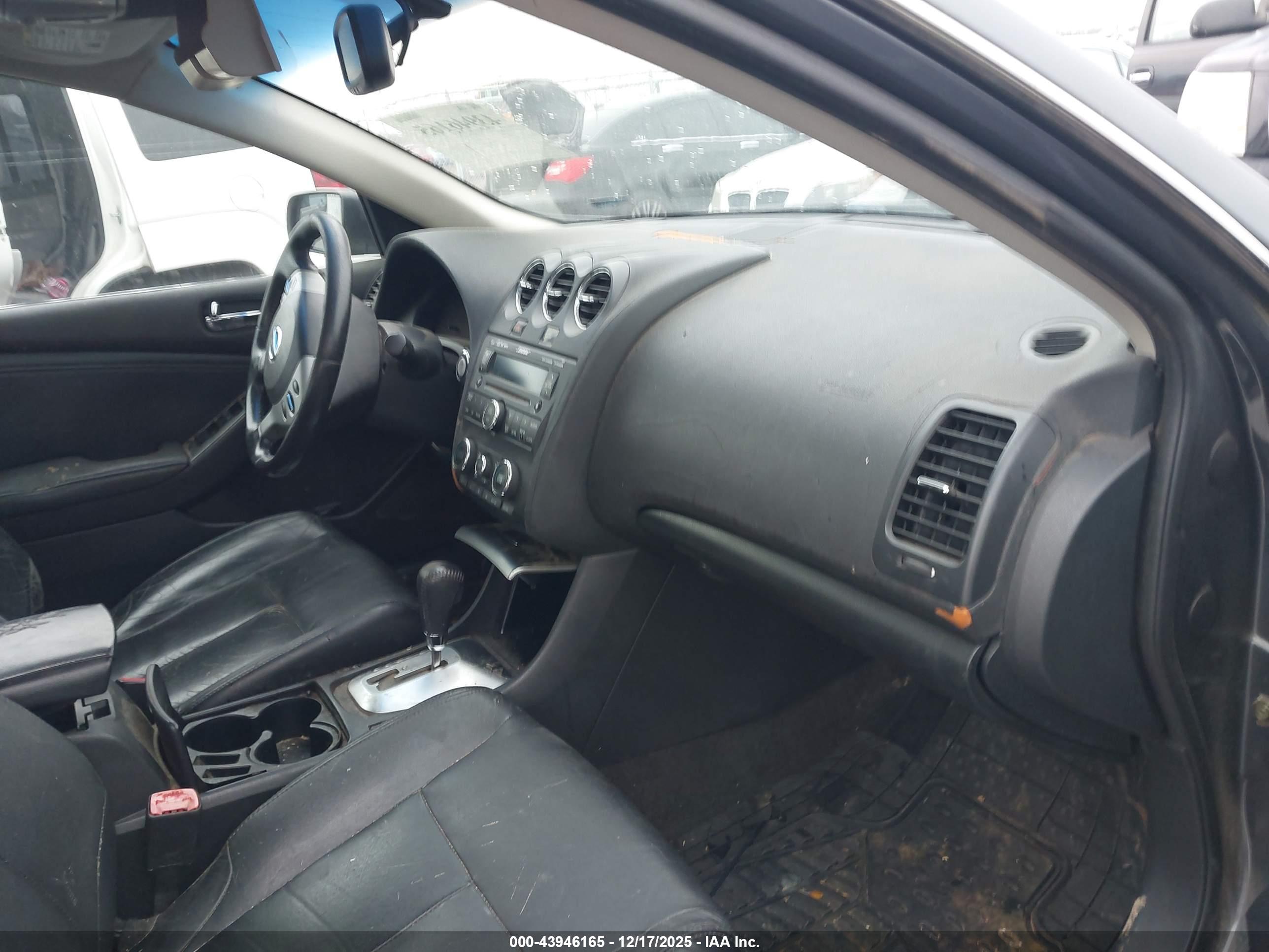 NISSAN ALTIMA image 5