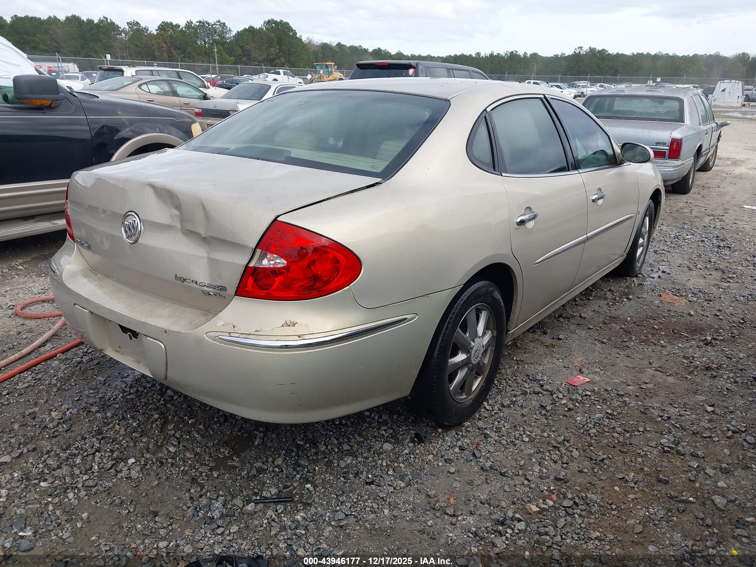 BUICK LACROSSE image 4