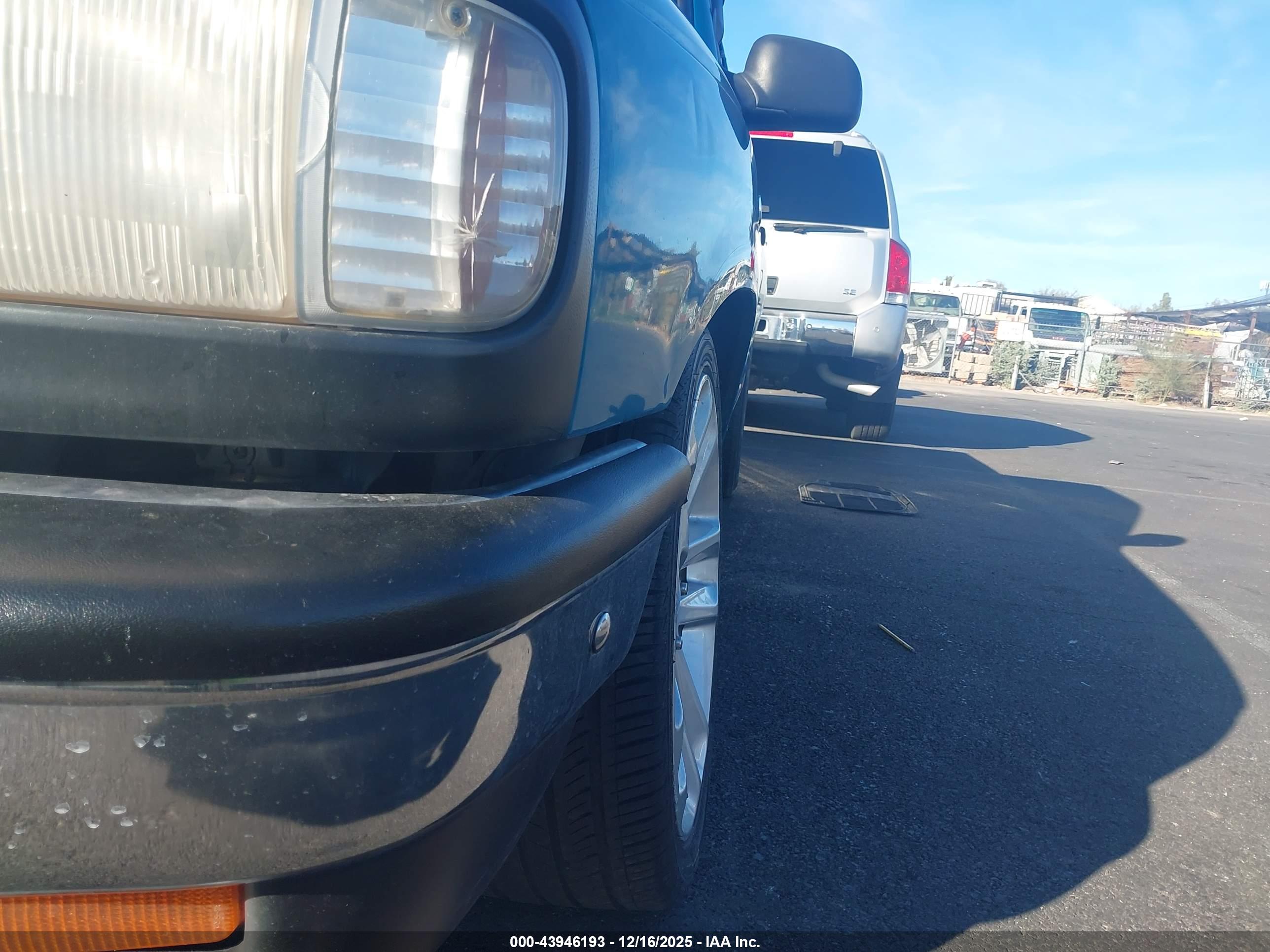 MAZDA B2300 image 6
