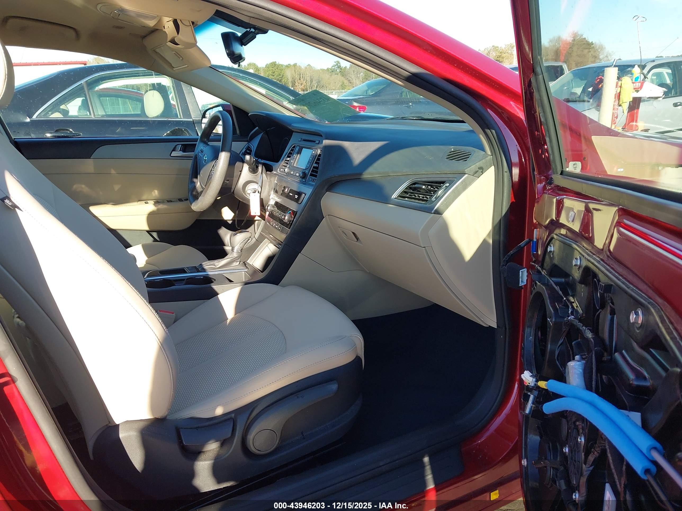 HYUNDAI SONATA image 5