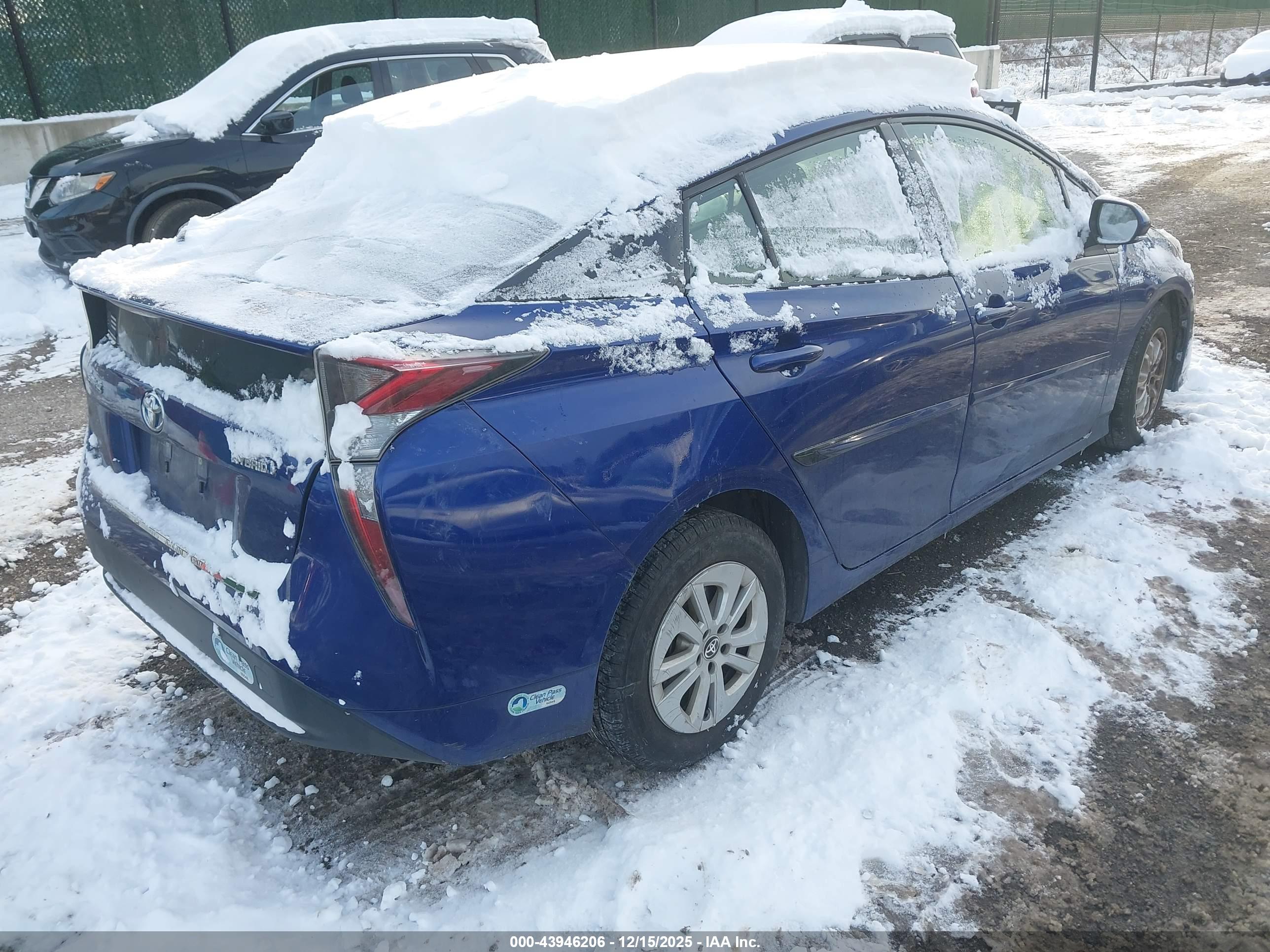TOYOTA PRIUS image 4