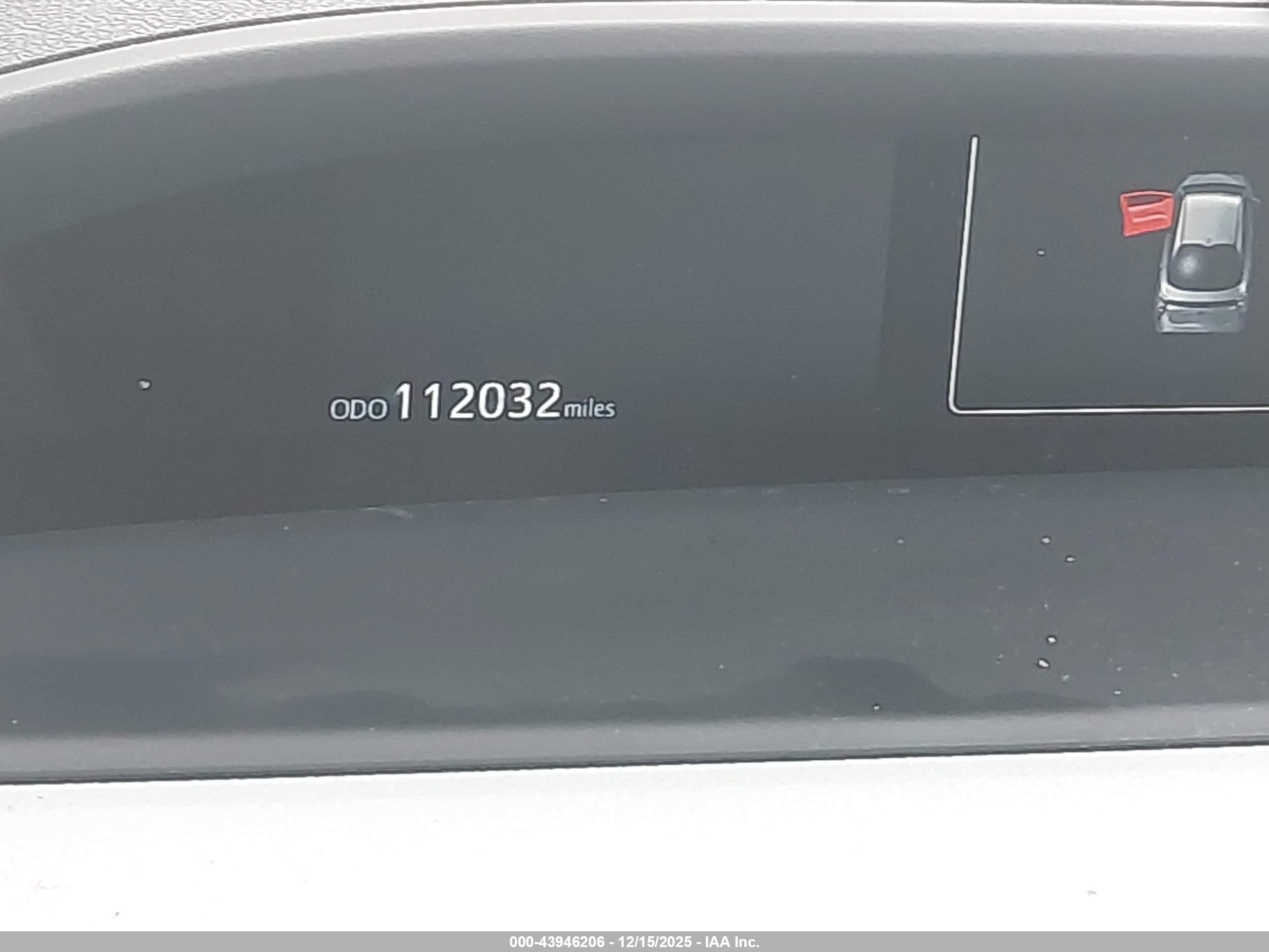 TOYOTA PRIUS image 7