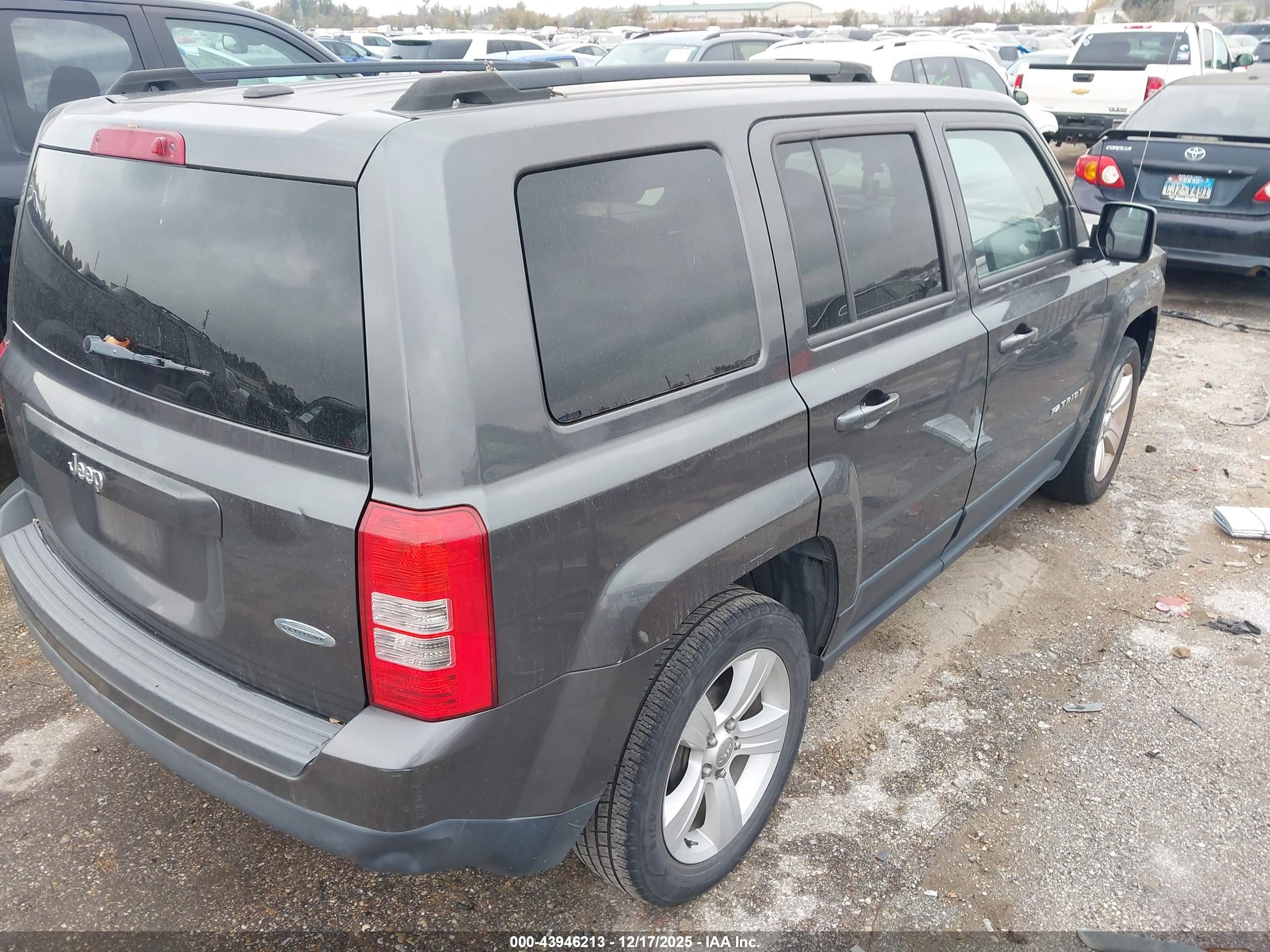 JEEP PATRIOT image 4