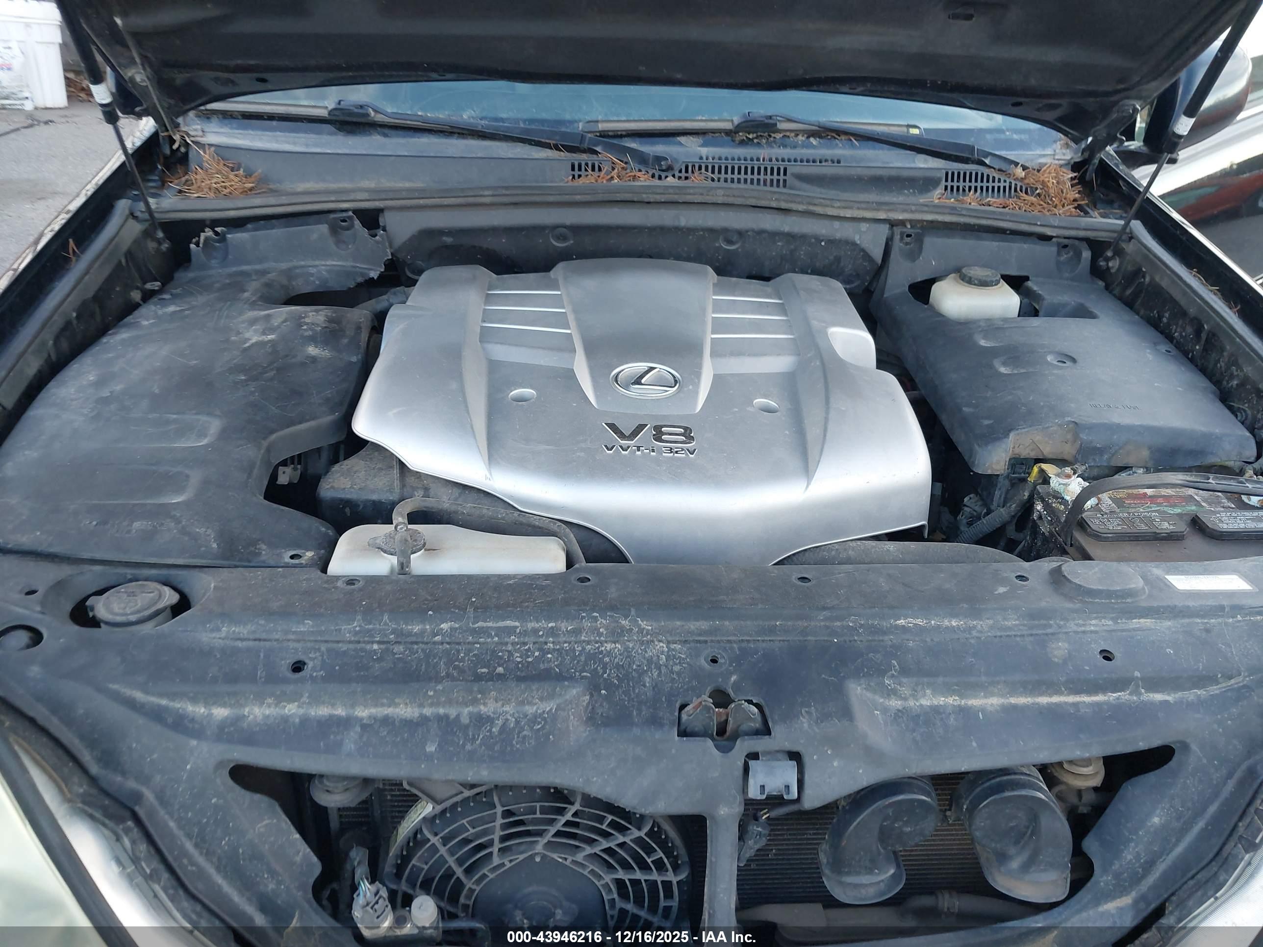 LEXUS GX image 10