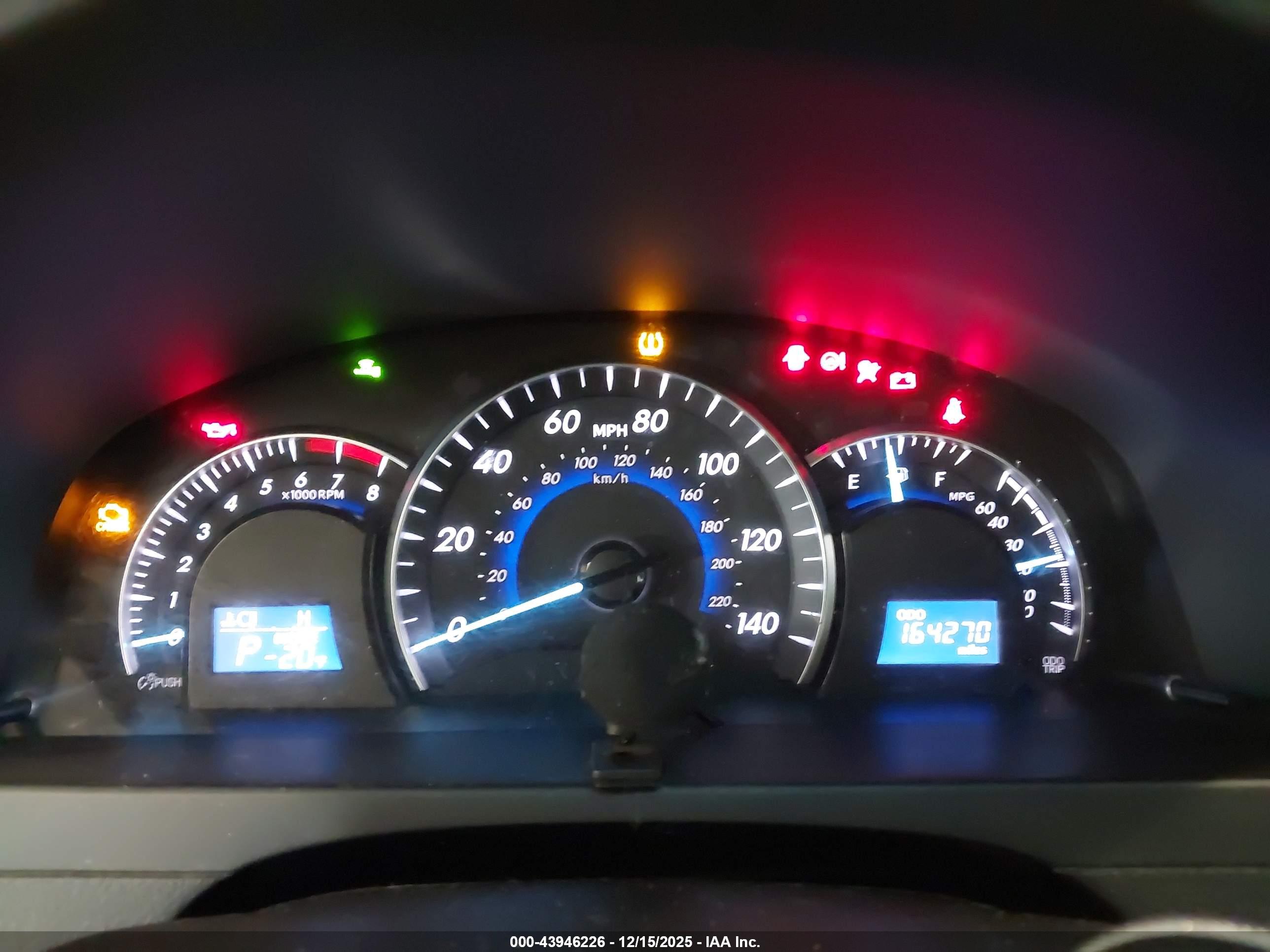 TOYOTA CAMRY image 7