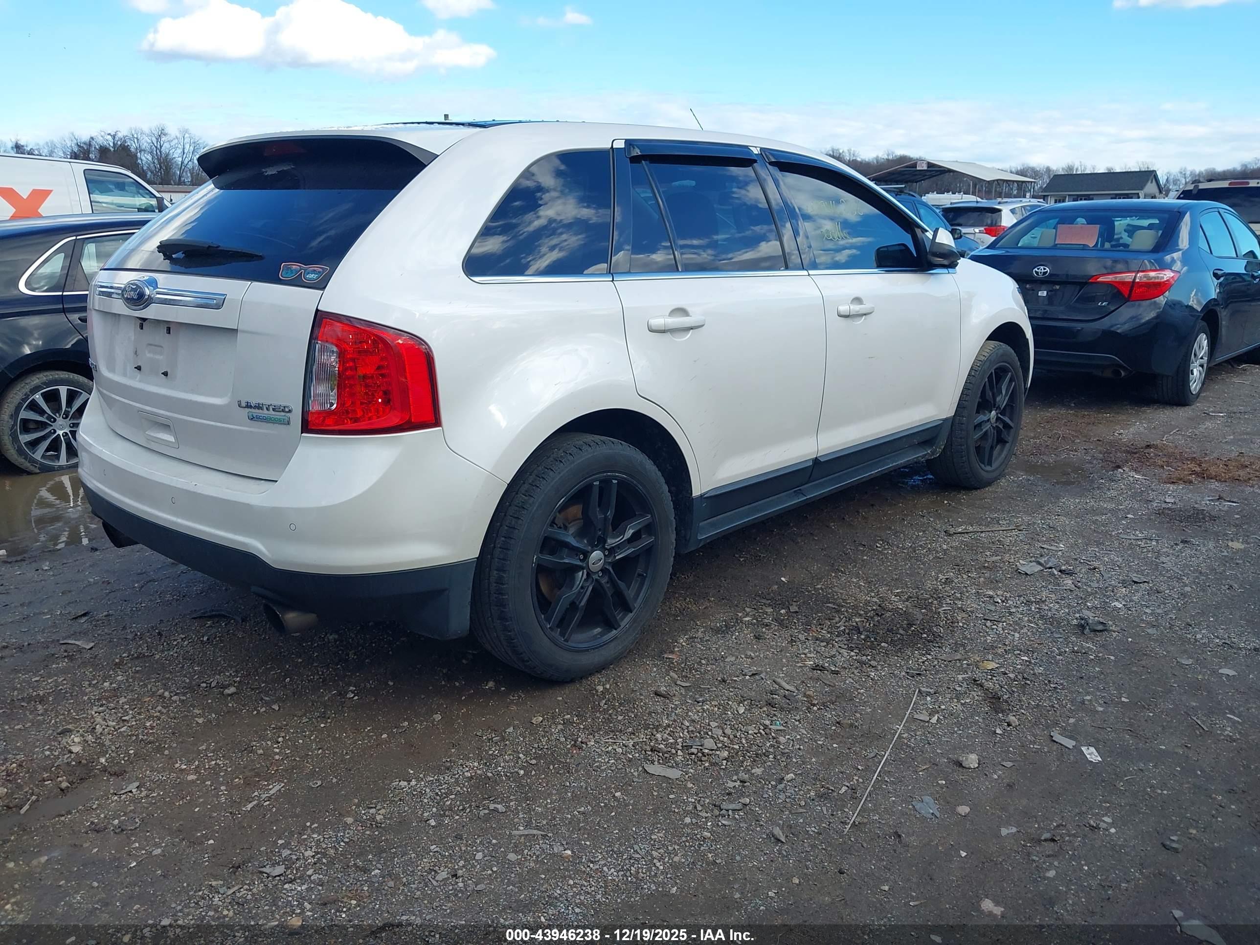 FORD EDGE image 4