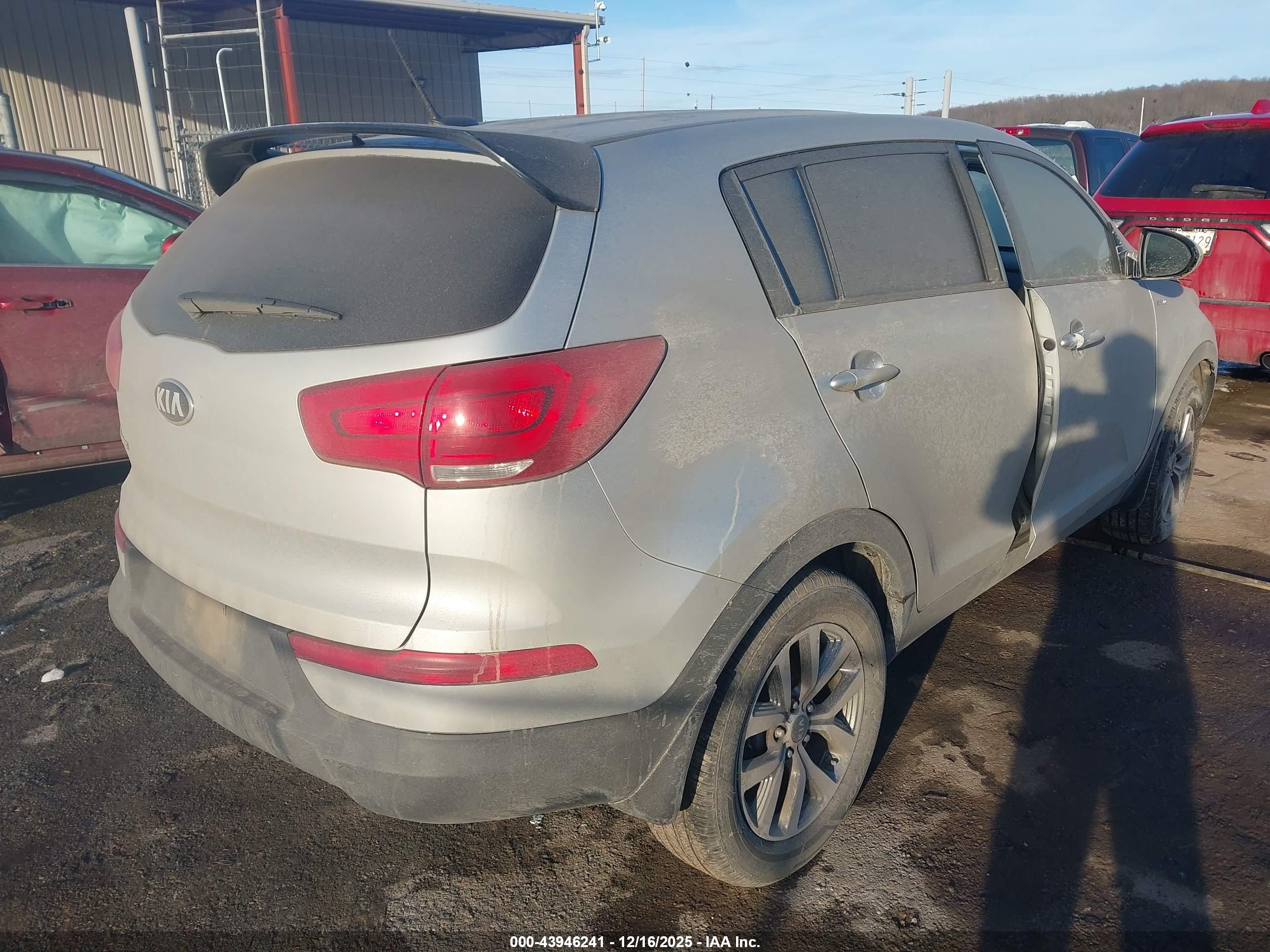 KIA SPORTAGE image 4