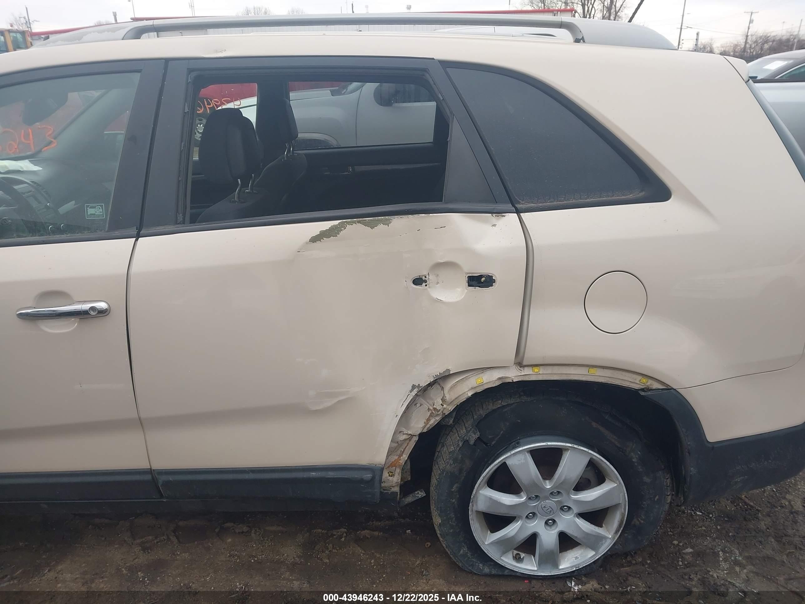 KIA SORENTO image 6
